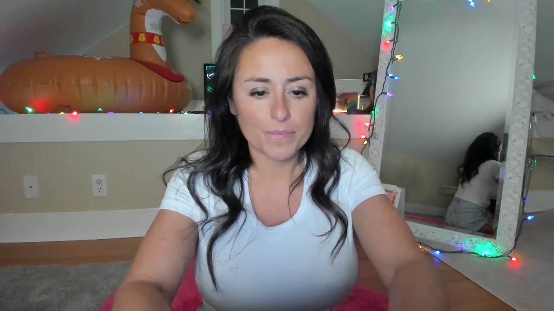 Gallery image thumbnail from NattyAdams's myfreecams stream on, 12/06/2023, 03:49 image 13 of 20