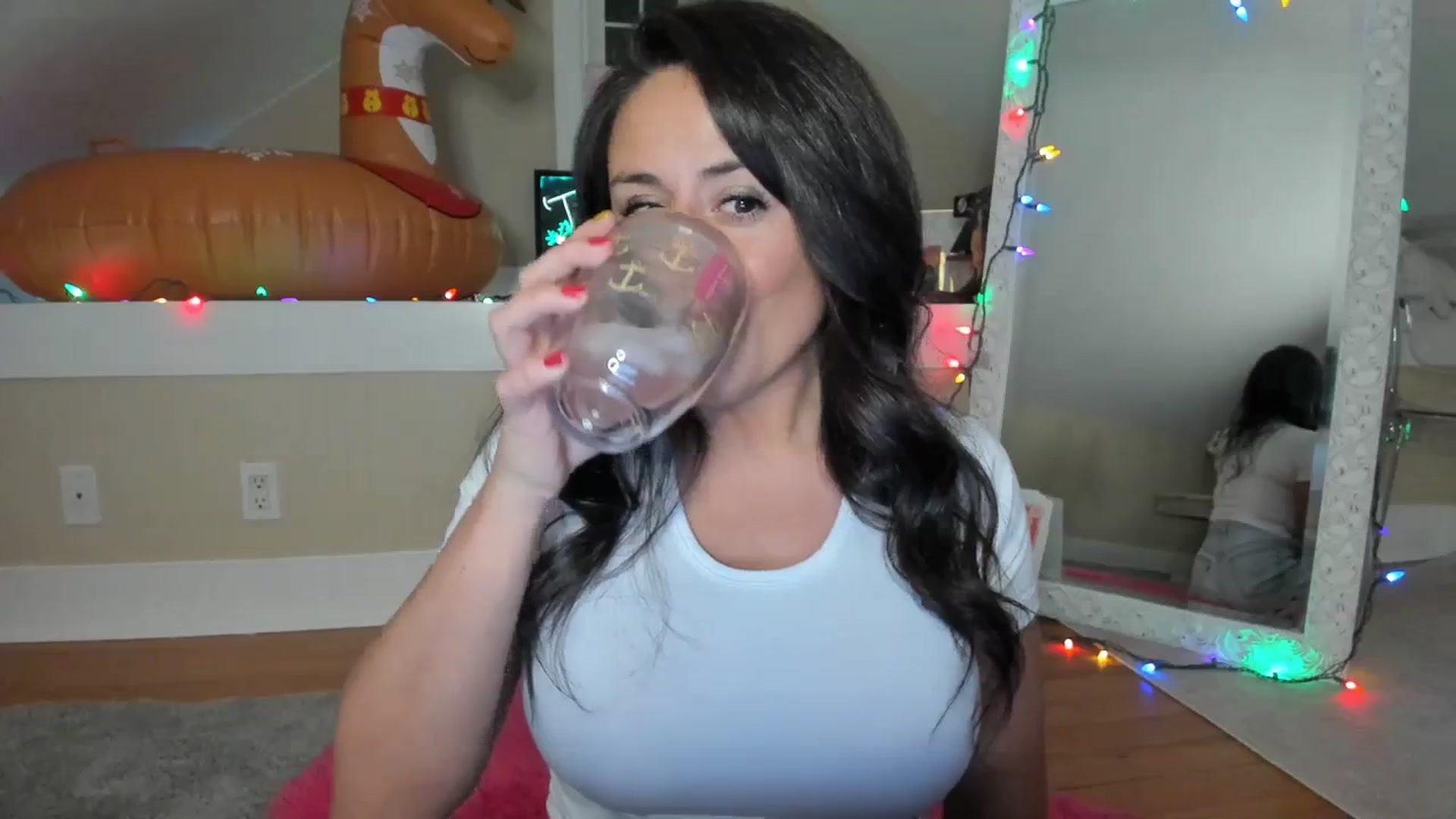 Gallery image thumbnail from NattyAdams's myfreecams stream on, 12/06/2023, 03:49 image 4 of 20