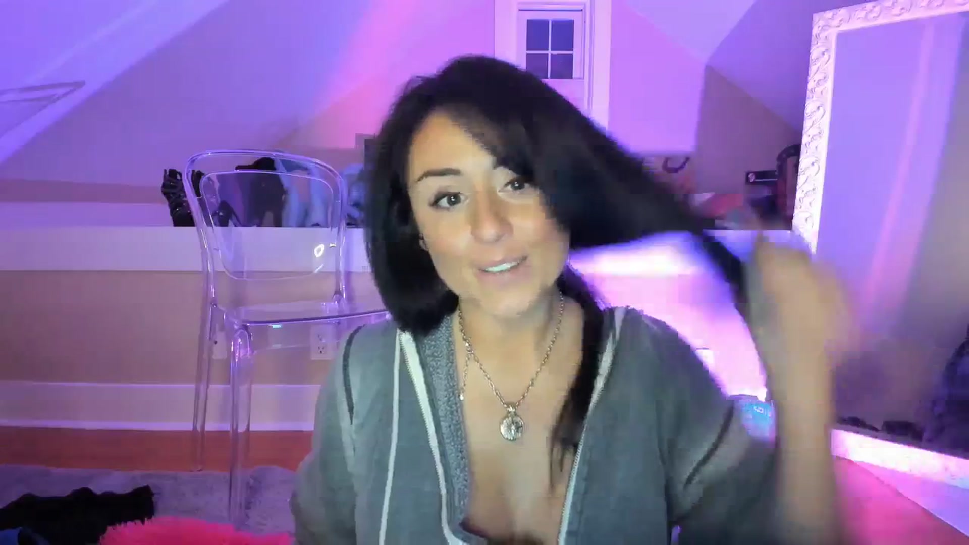 Gallery image thumbnail from NattyAdams's myfreecams stream on, 01/13/2024, 07:52 image 15 of 20