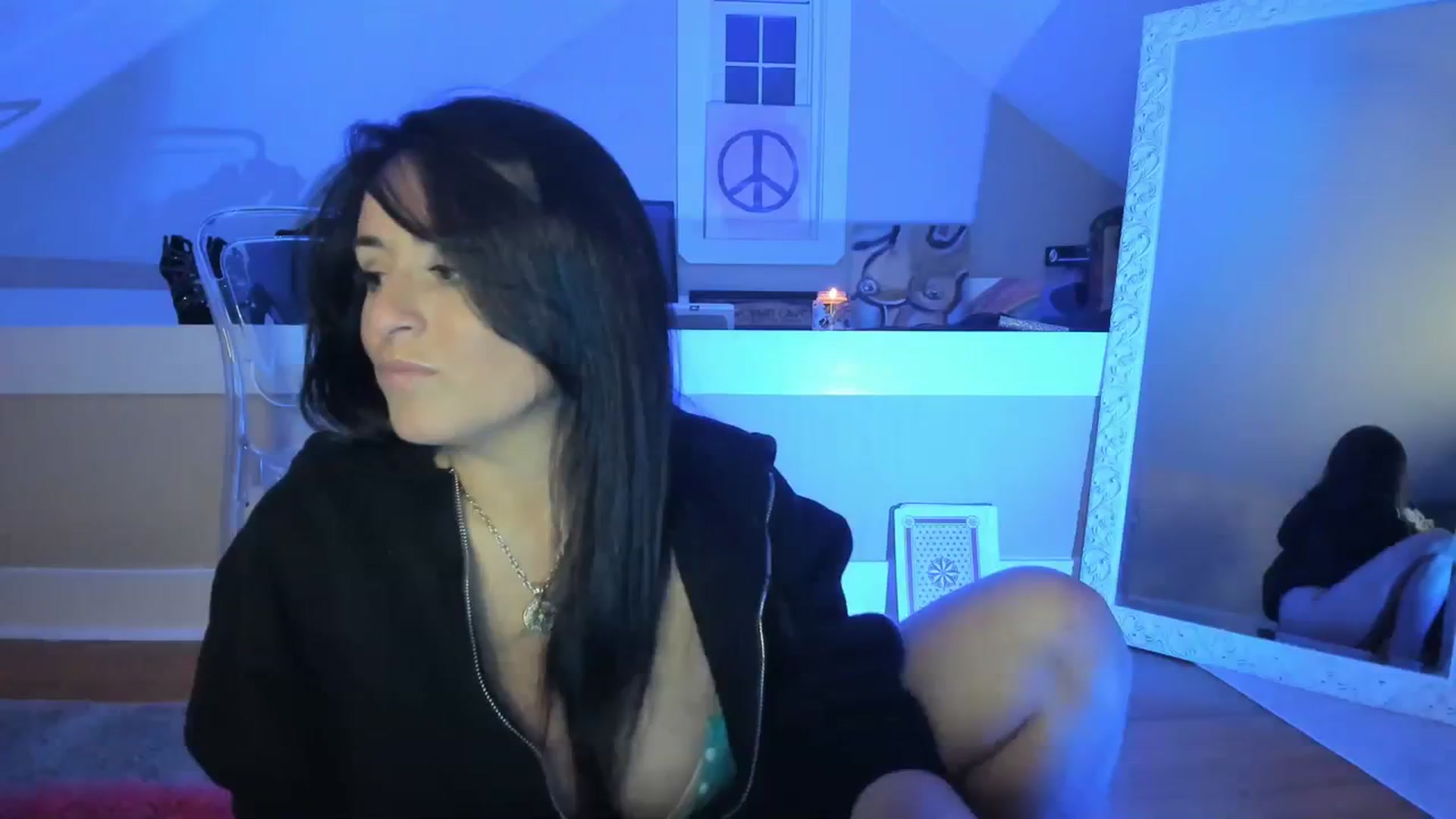 Gallery image thumbnail from NattyAdams's myfreecams stream on, 01/16/2024, 04:35 image 1 of 20