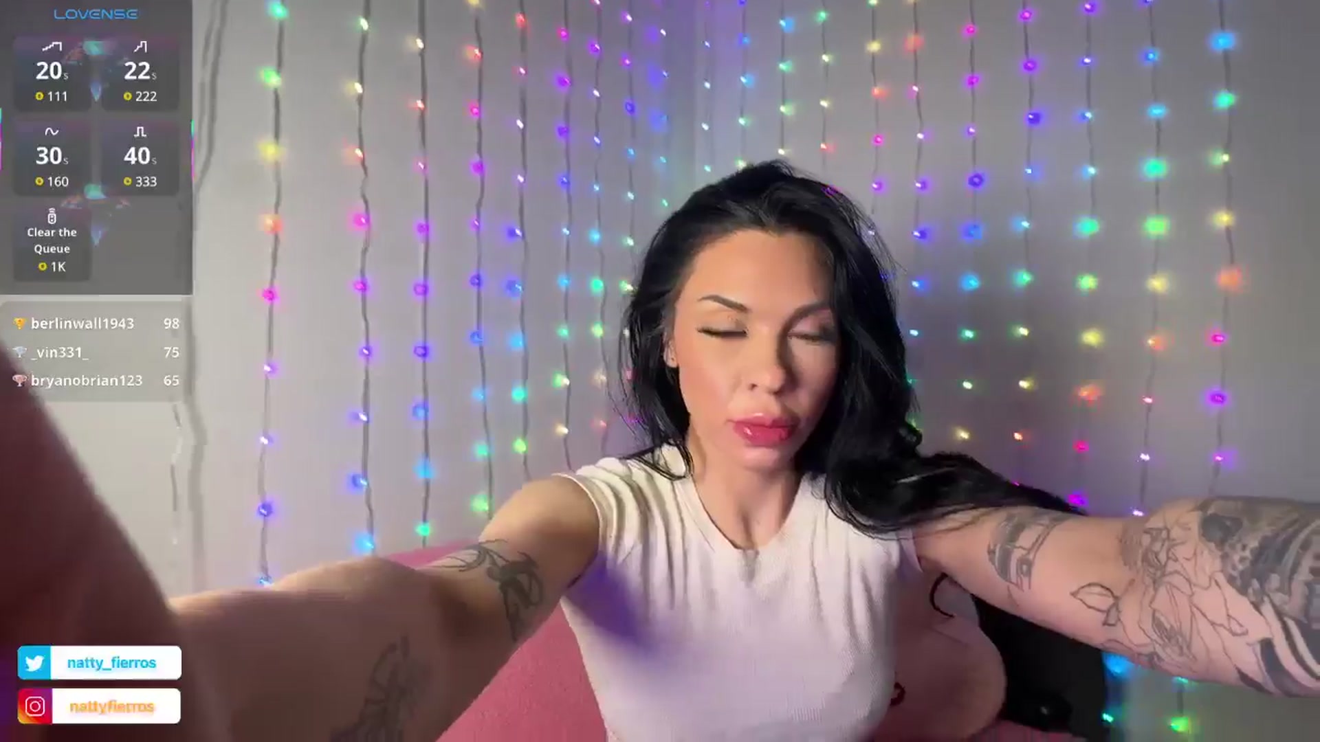 Gallery image thumbnail from NattyFierros's myfreecams stream on, 03/18/2025, 11:35 image 14 of 20