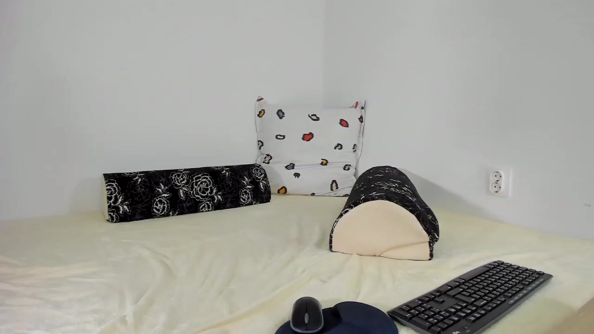 Gallery image thumbnail from NattyPrecious's myfreecams stream on, 02/07/2023, 11:06 image 18 of 20