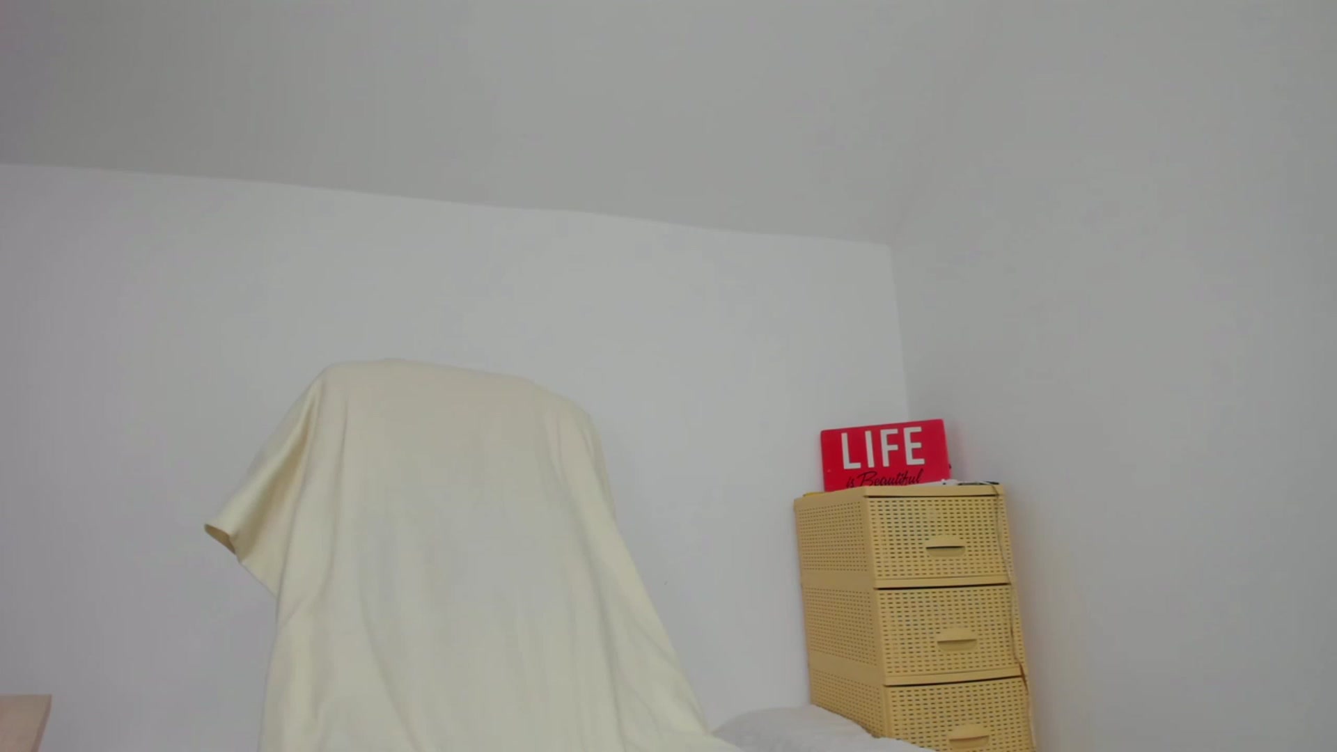 Gallery image thumbnail from NattyPrecious's myfreecams stream on, 04/12/2023, 09:13 image 19 of 20