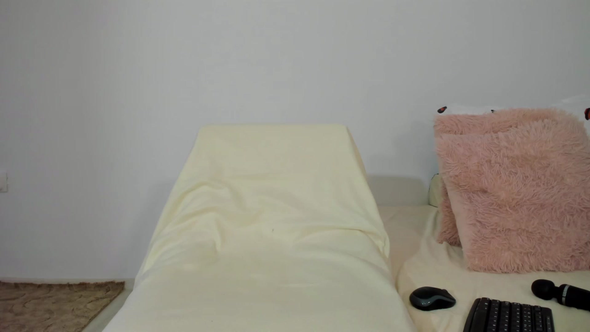 Gallery image thumbnail from NattyPrecious's myfreecams stream on, 06/02/2023, 12:02 image 7 of 20