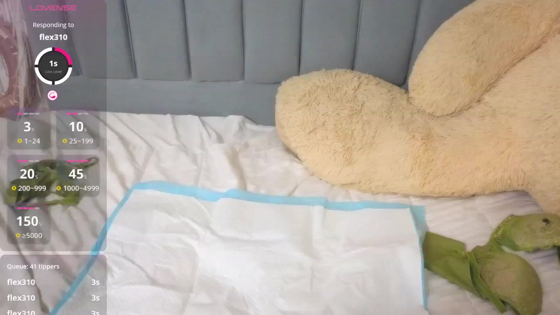 Gallery image thumbnail from NaturalHentai's myfreecams stream on, 10/16/2024, 09:27 image 5 of 20