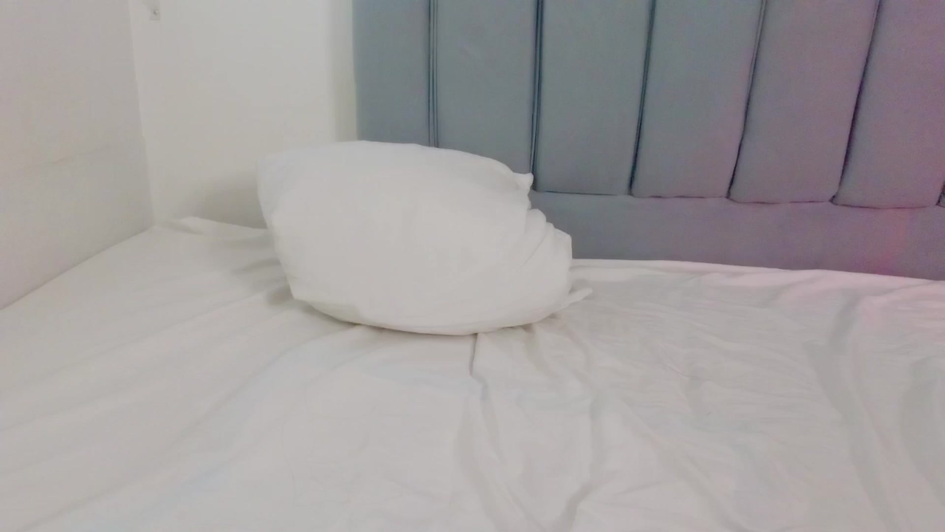 Gallery image thumbnail from NaturalHentai's myfreecams stream on, 11/16/2024, 16:30 image 8 of 20