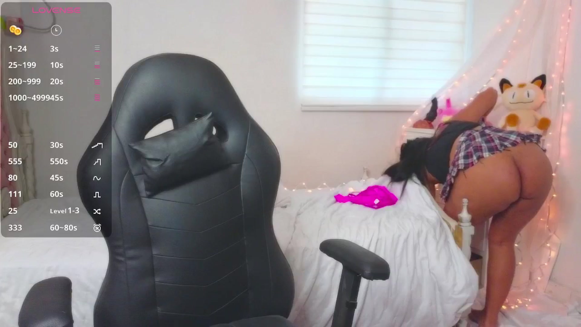 Gallery image thumbnail from NaturalHentai's myfreecams stream on, 03/02/2025, 19:04 image 18 of 20