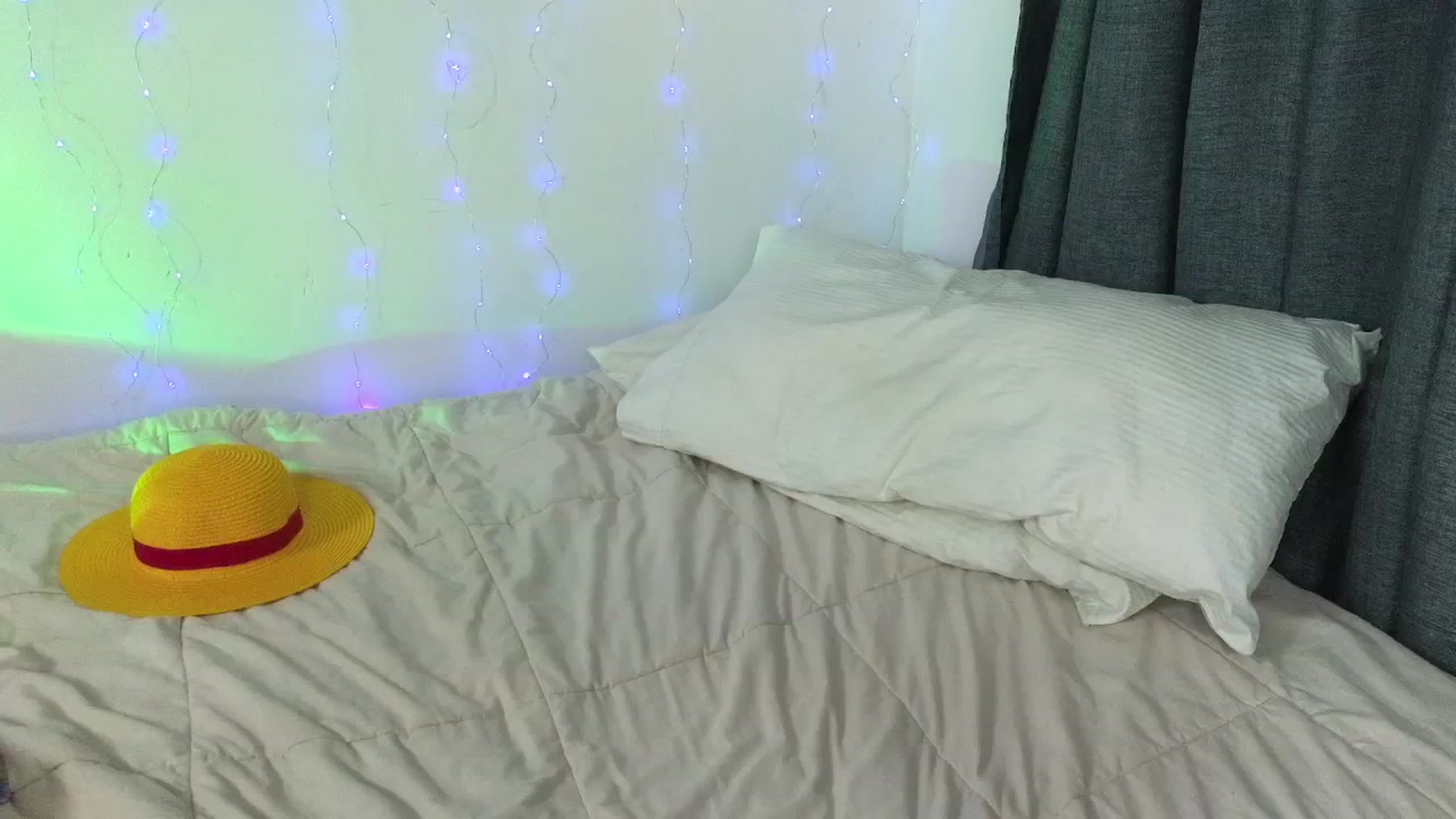 Gallery image thumbnail from NaturalHentai's myfreecams stream on, 10/27/2025, 06:47 image 18 of 20