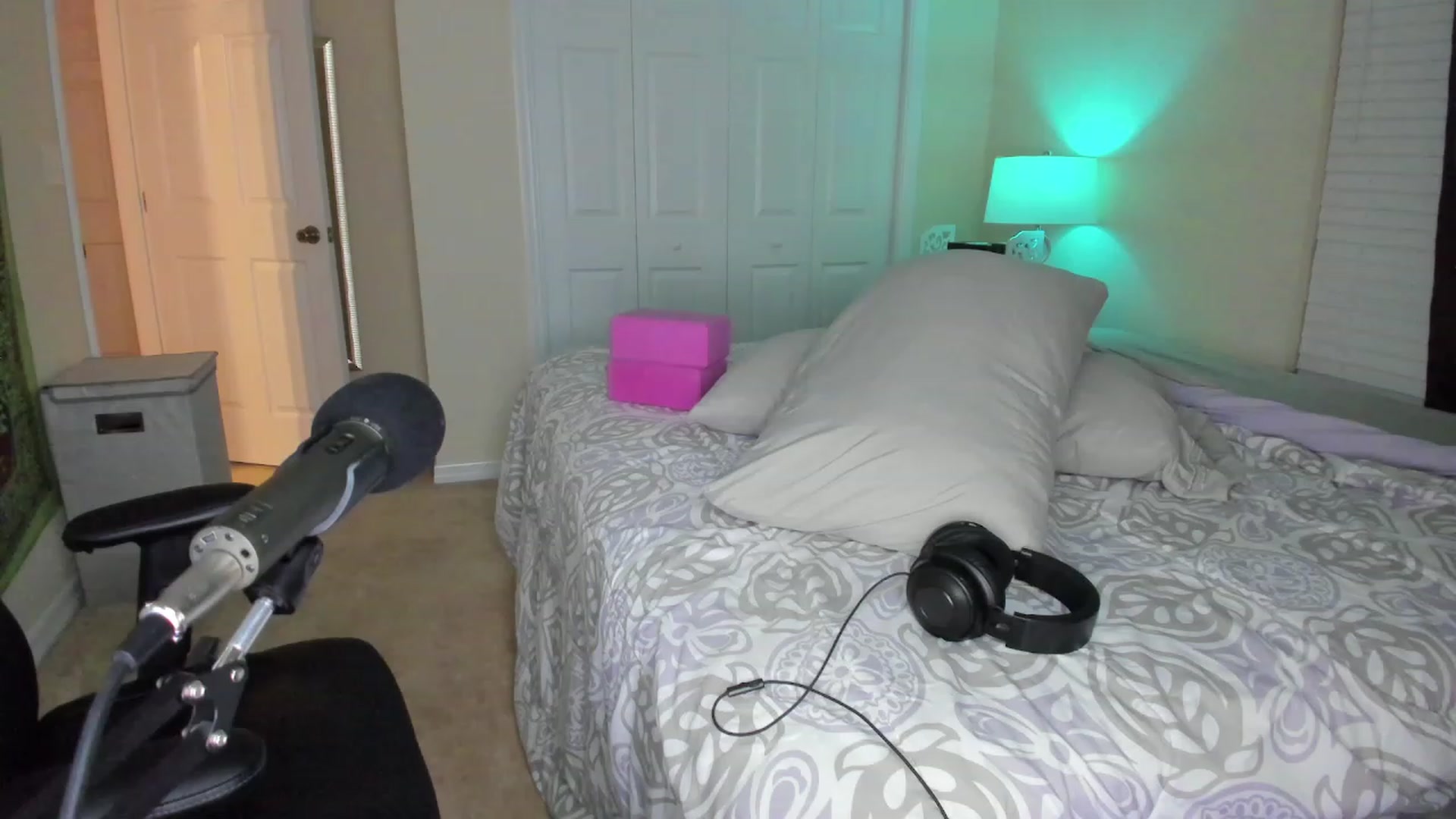 Gallery image thumbnail from NaturalNex's myfreecams stream on, 11/10/2023, 10:36 image 9 of 20