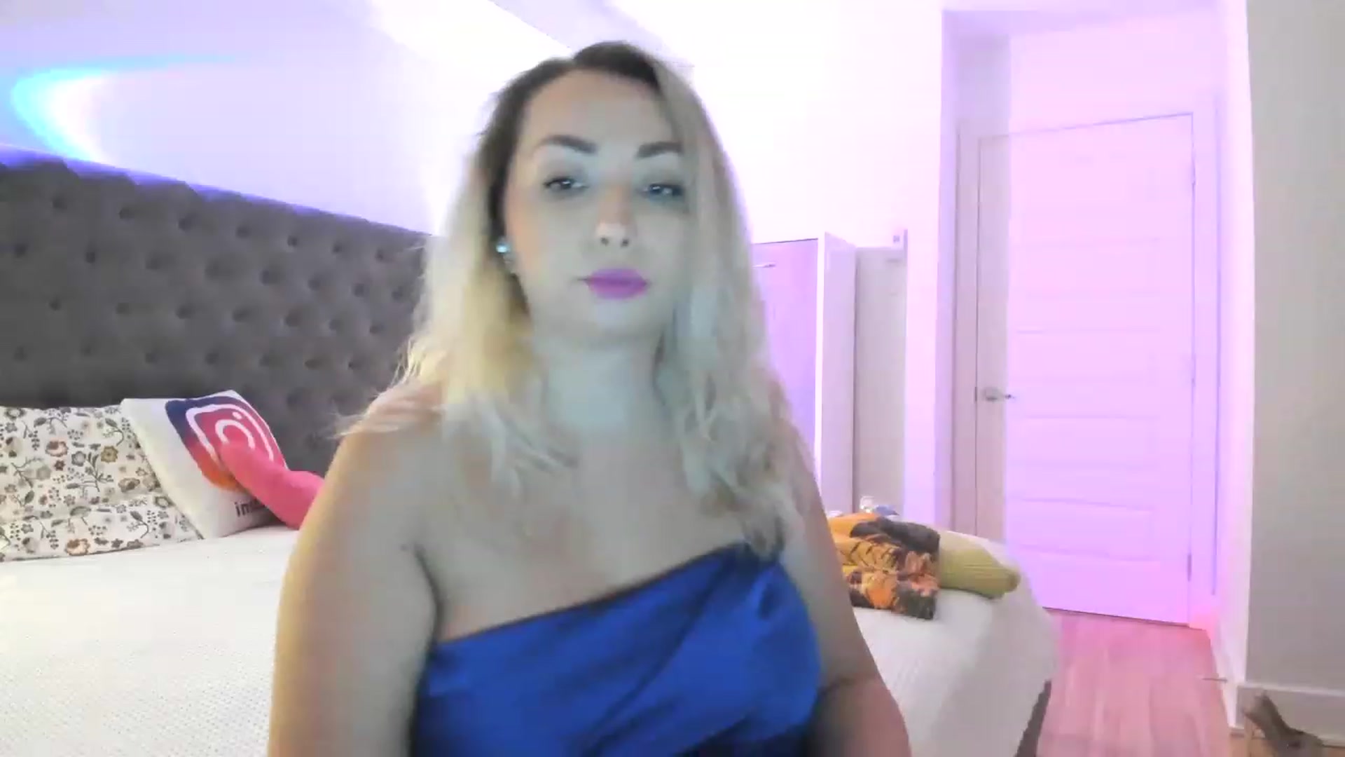 Gallery image thumbnail from NaturalOne_'s myfreecams stream on, 02/23/2023, 23:37 image 2 of 20