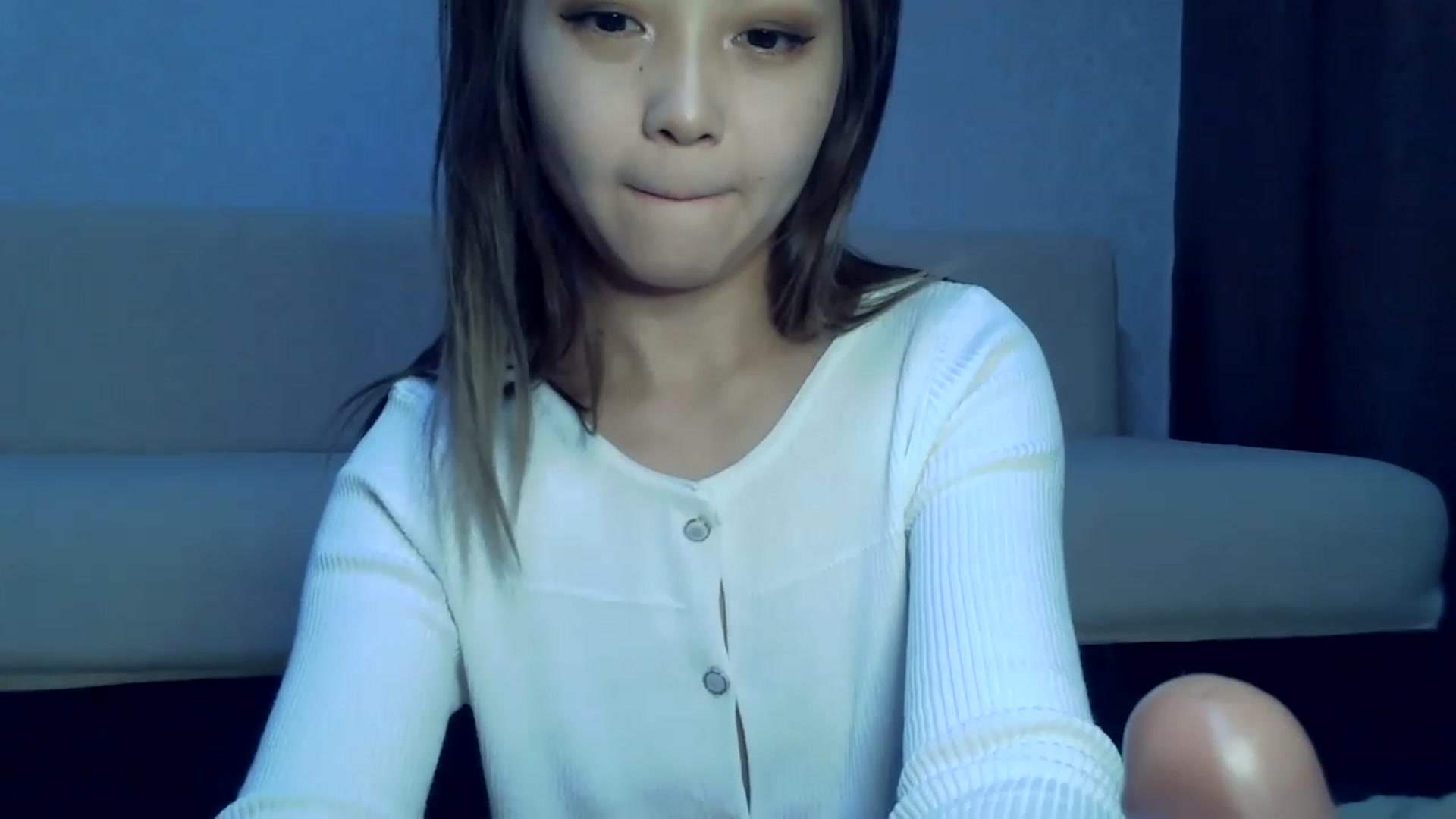 Gallery image thumbnail from Natural_Bunny's myfreecams stream on, 01/29/2023, 13:15 image 19 of 20
