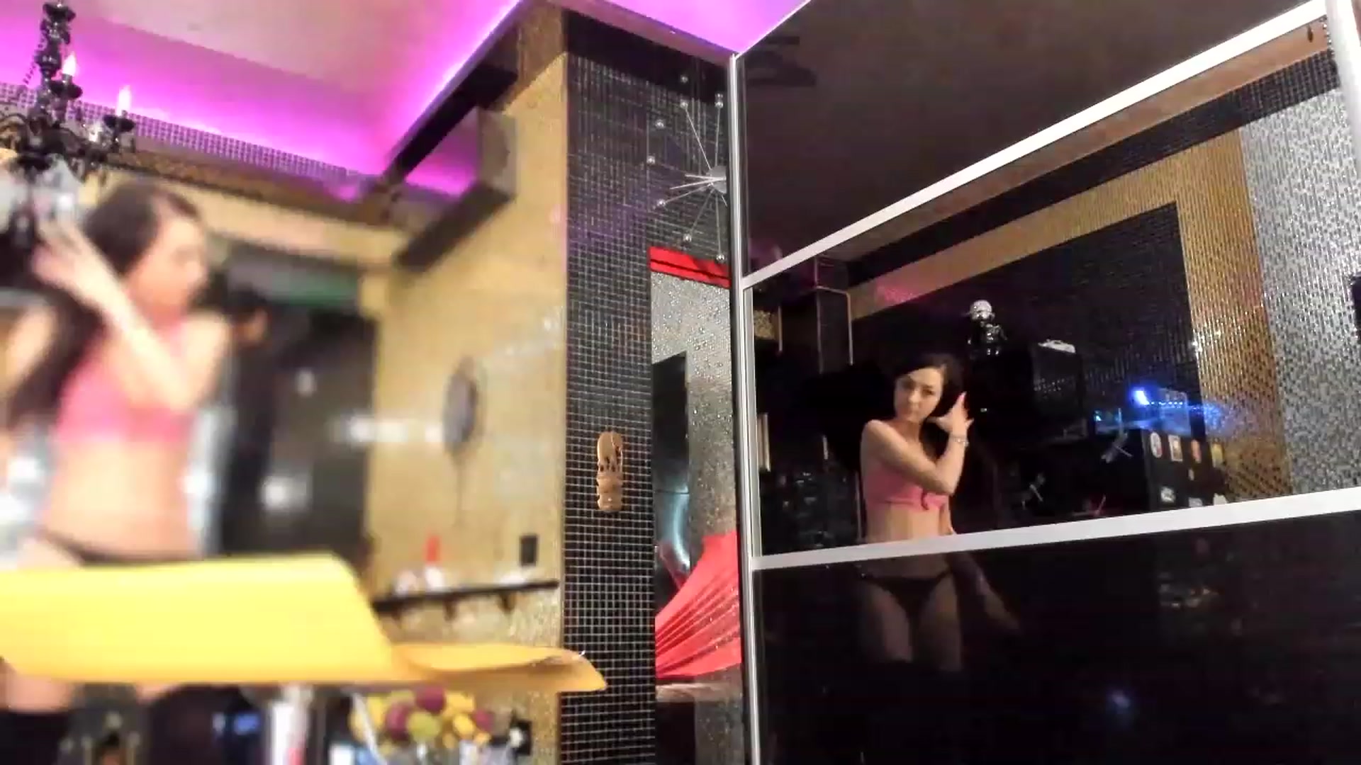 Gallery image thumbnail from Natural_Fit_'s myfreecams stream on, 11/22/2022, 08:56 image 11 of 20