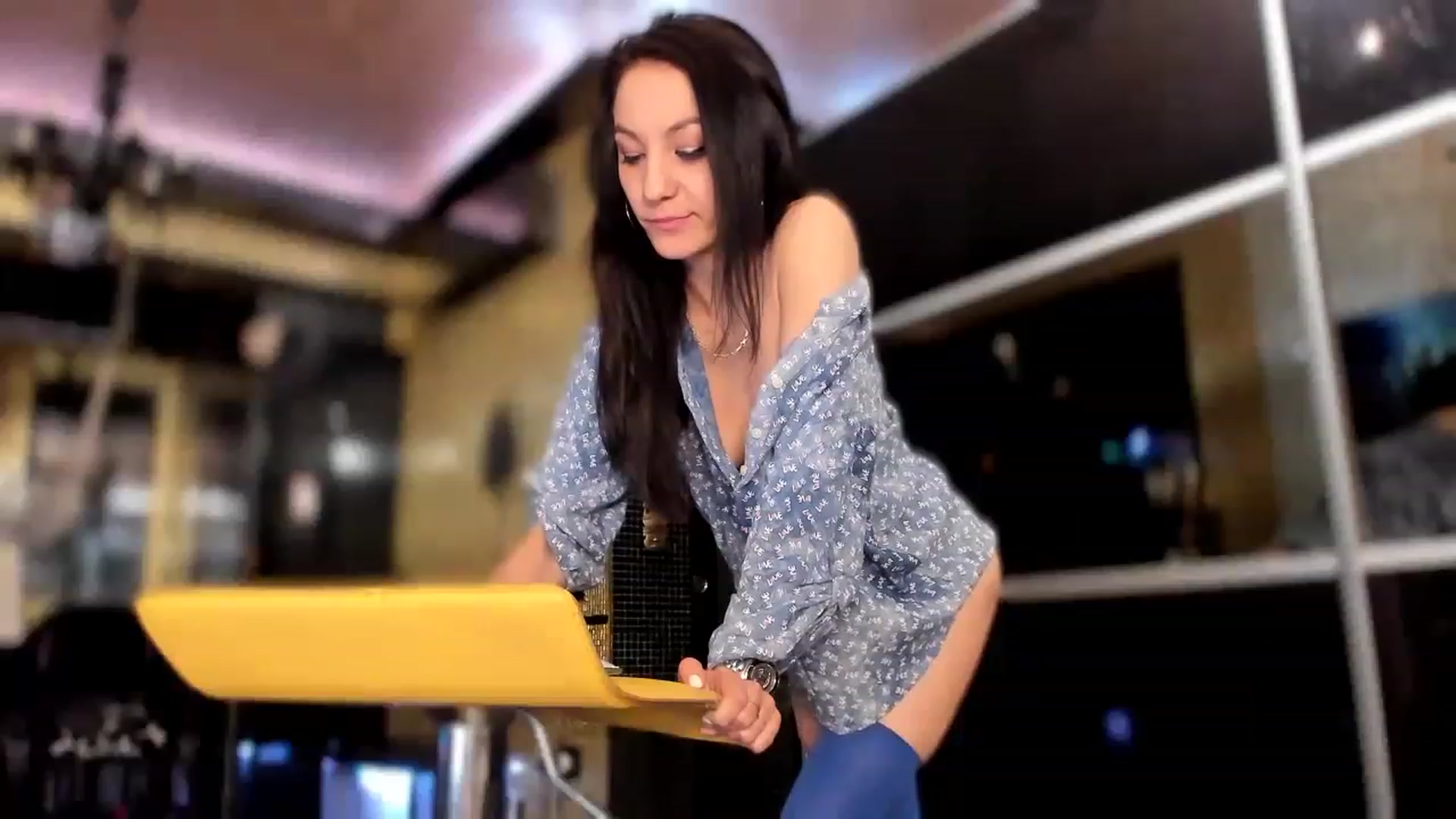 Gallery image thumbnail from Natural_Fit_'s myfreecams stream on, 04/07/2023, 16:56 image 2 of 20