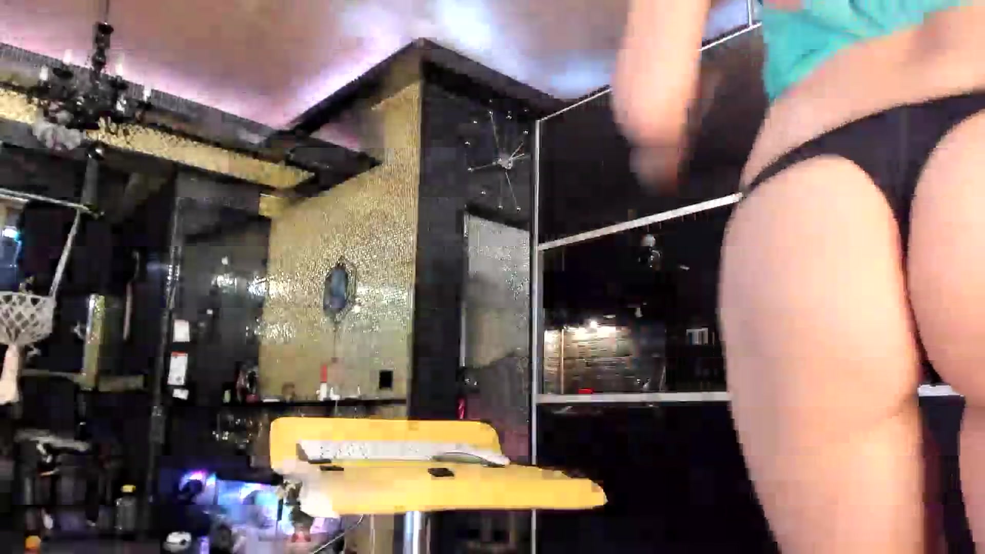 Gallery image thumbnail from Natural_Fit_'s myfreecams stream on, 10/23/2023, 11:19 image 15 of 20