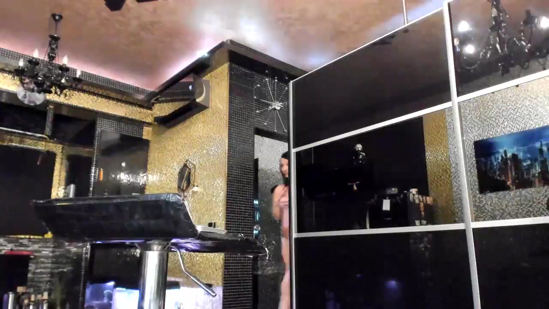 Gallery image thumbnail from Natural_Fit_'s myfreecams stream on, 08/16/2024, 17:07 image 14 of 20