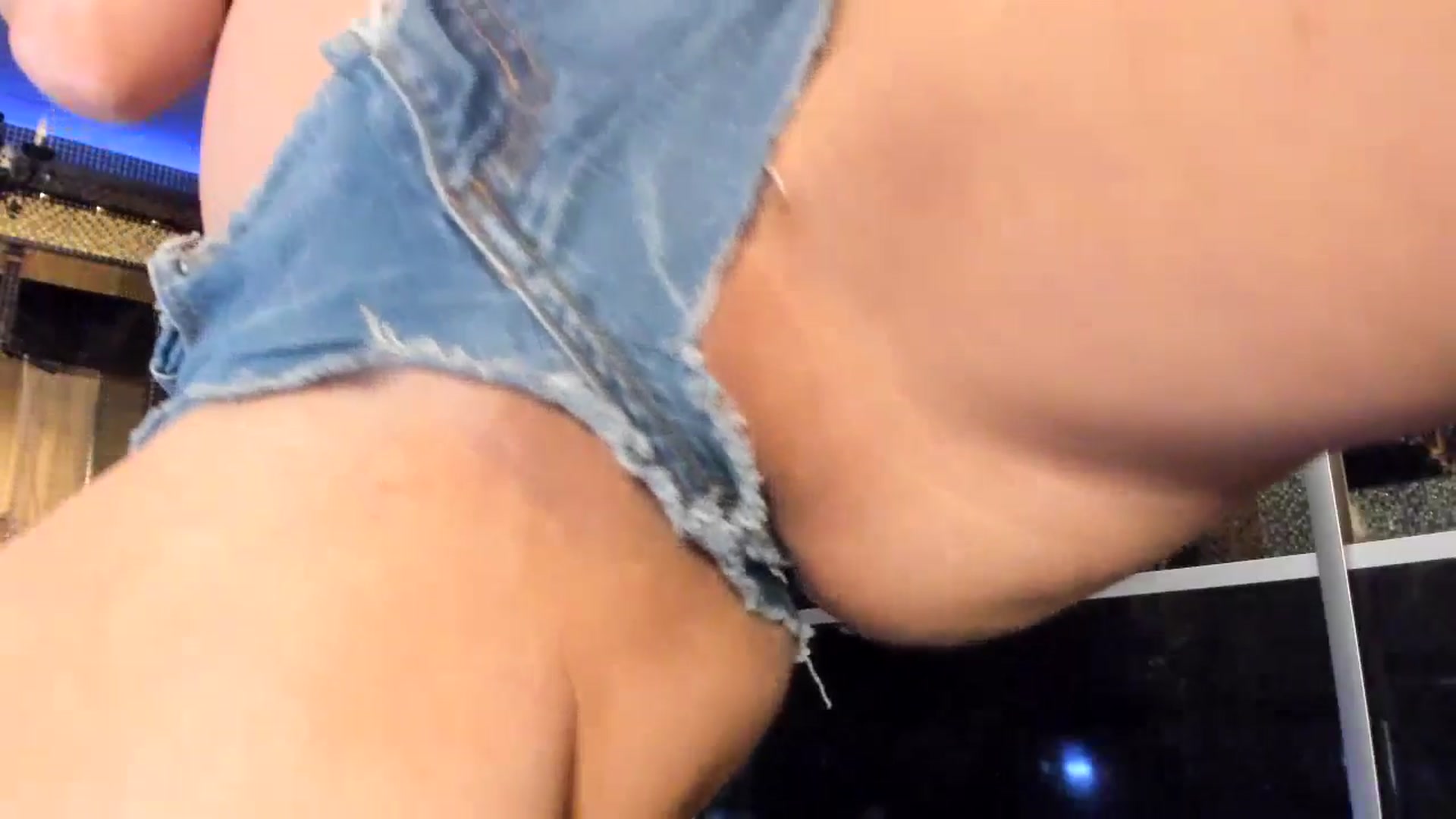 Gallery image thumbnail from Natural_Fit_'s myfreecams stream on, 07/29/2025, 15:39 image 15 of 20