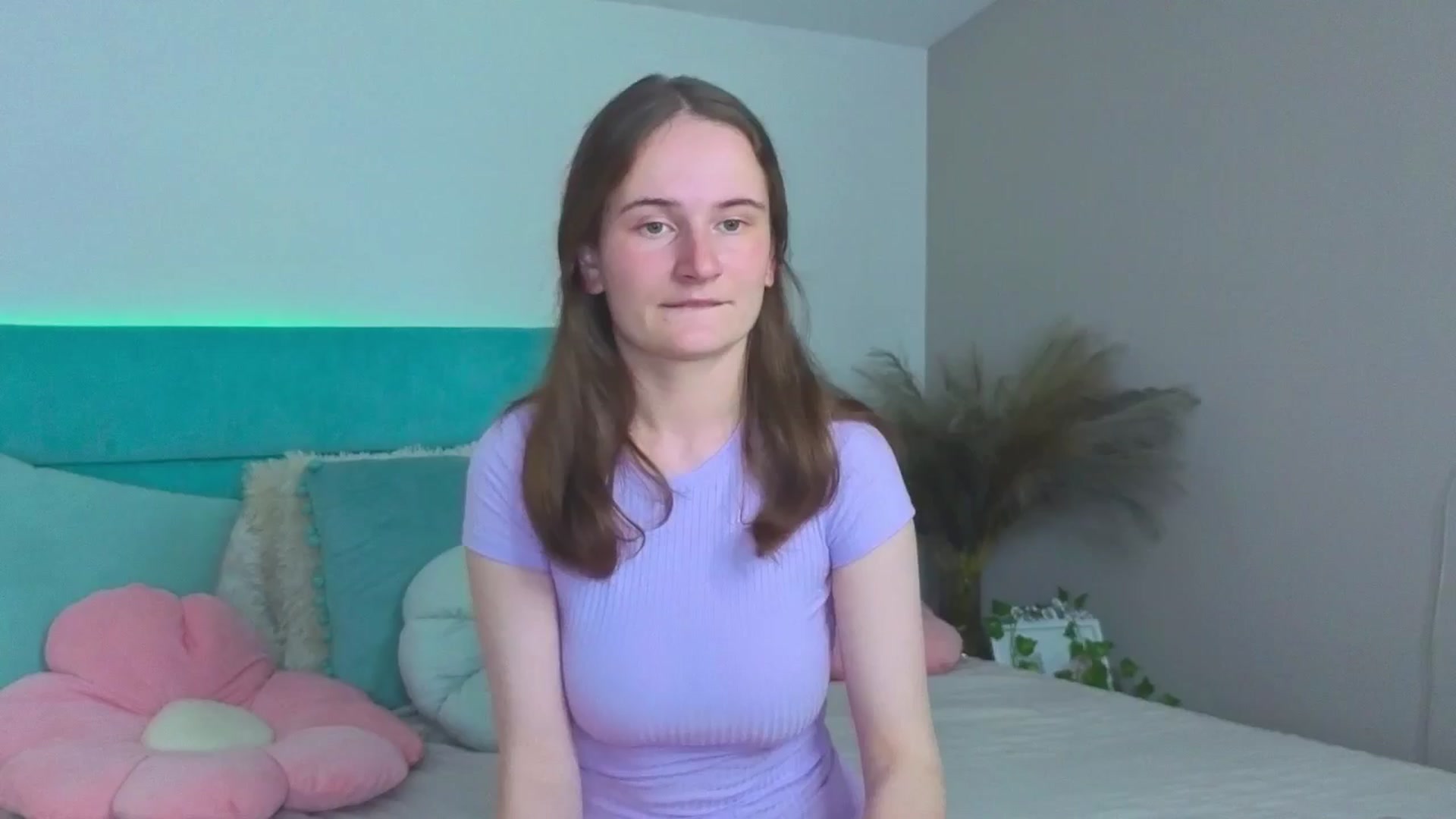 Gallery image thumbnail from Natural_meri's myfreecams stream on, 06/08/2025, 11:29 image 3 of 20