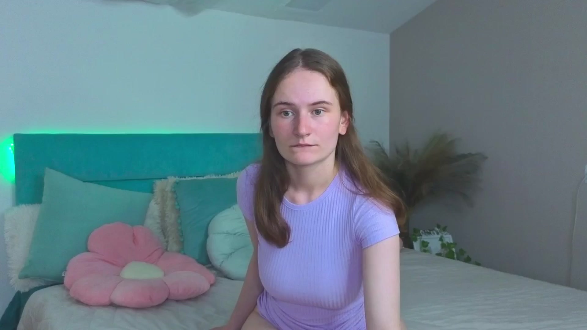 Gallery image thumbnail from Natural_meri's myfreecams stream on, 06/08/2025, 11:29 image 7 of 20