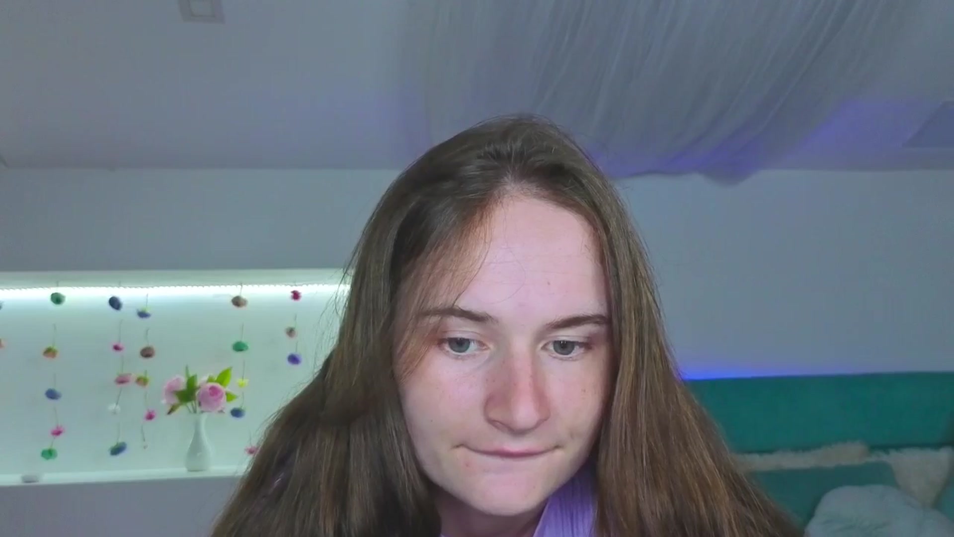 Gallery image thumbnail from Natural_meri's myfreecams stream on, 06/09/2025, 10:11 image 8 of 20