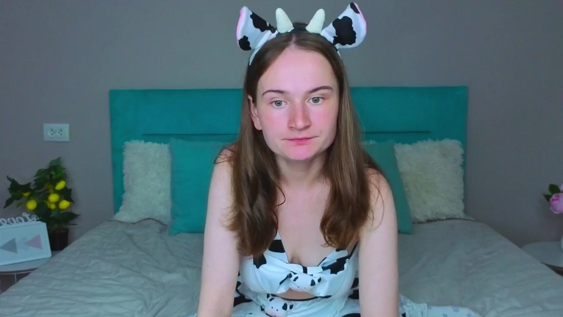 Gallery image thumbnail from Natural_meri's myfreecams stream on, 06/15/2025, 14:46 image 3 of 20