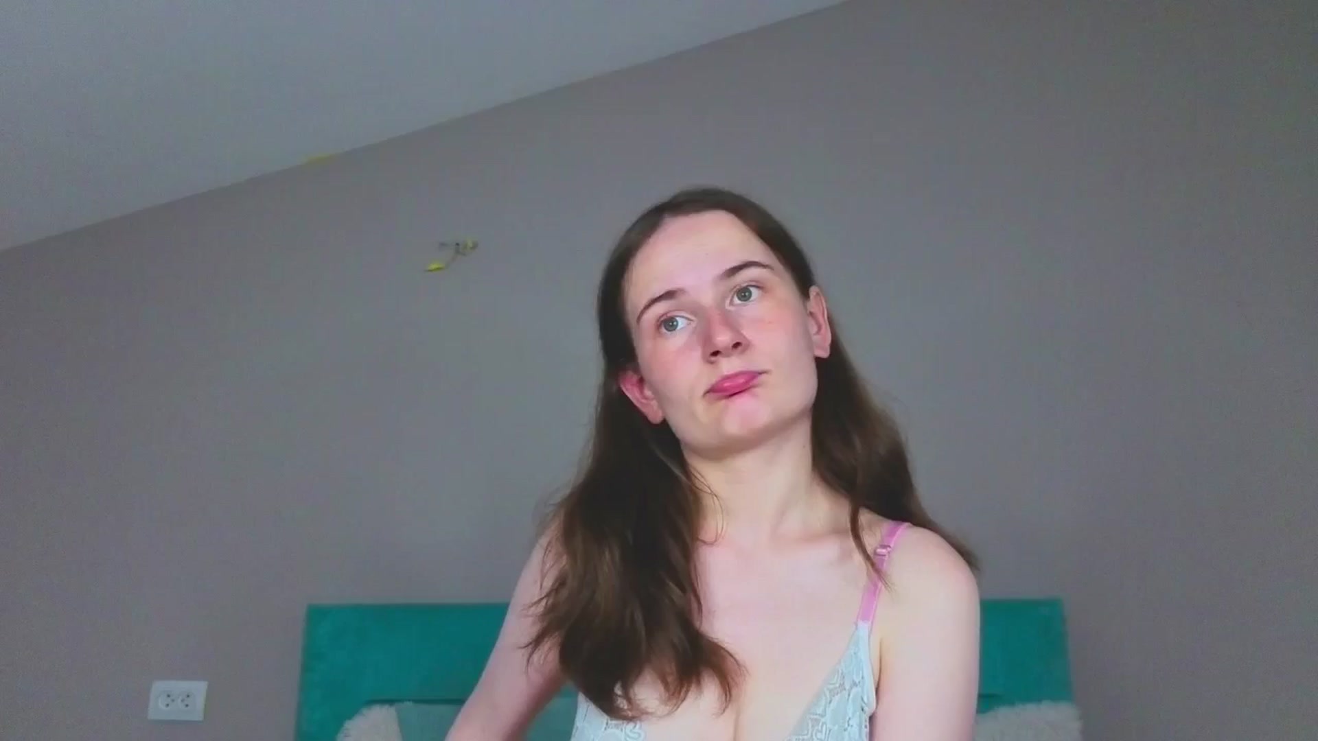 Gallery image thumbnail from Natural_meri's myfreecams stream on, 06/17/2025, 17:55 image 14 of 20