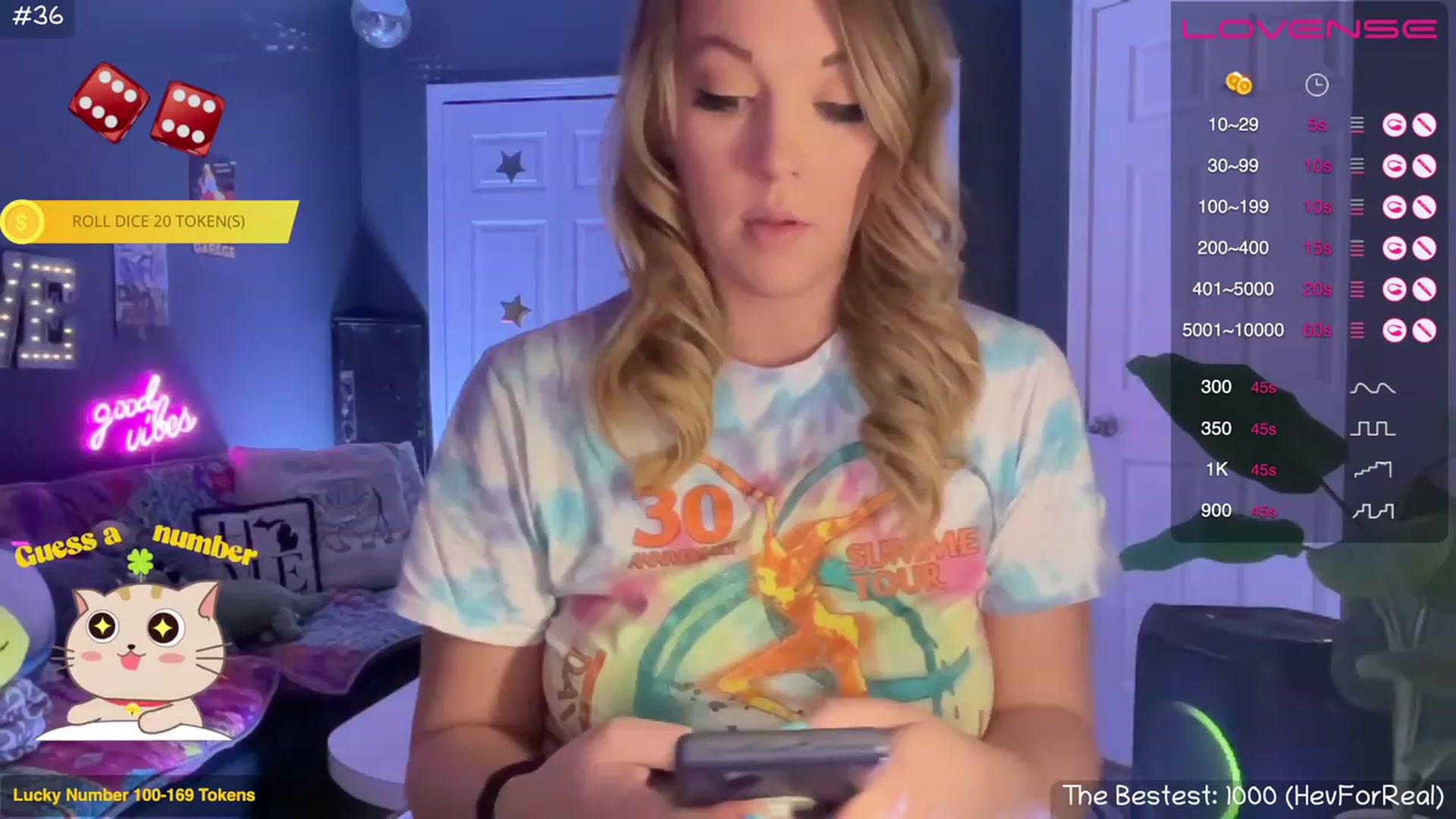 Gallery image thumbnail from NaturallyReal's myfreecams stream on, 01/19/2023, 04:45 image 10 of 20