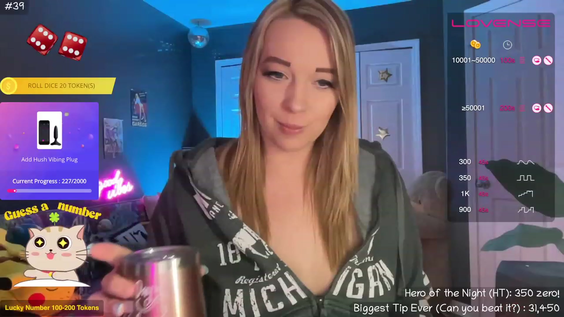 Gallery image thumbnail from NaturallyReal's myfreecams stream on, 01/31/2023, 04:44 image 12 of 20