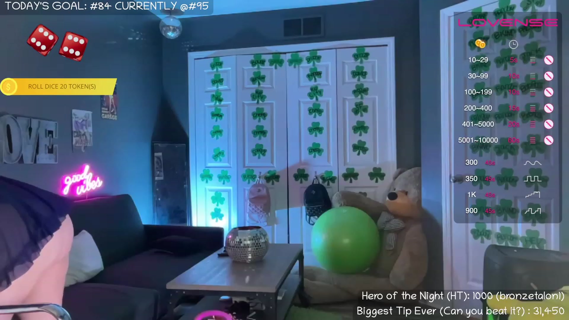 Gallery image thumbnail from NaturallyReal's myfreecams stream on, 03/25/2023, 08:10 image 1 of 20