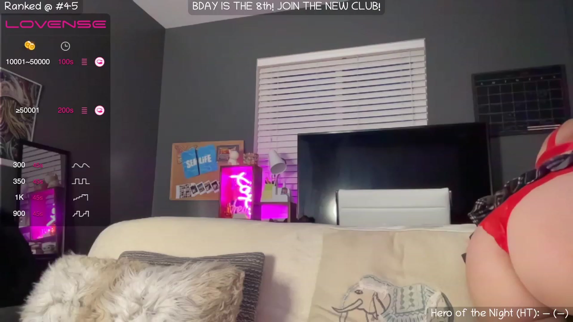 Gallery image thumbnail from NaturallyReal's myfreecams stream on, 07/08/2023, 02:54 image 2 of 20