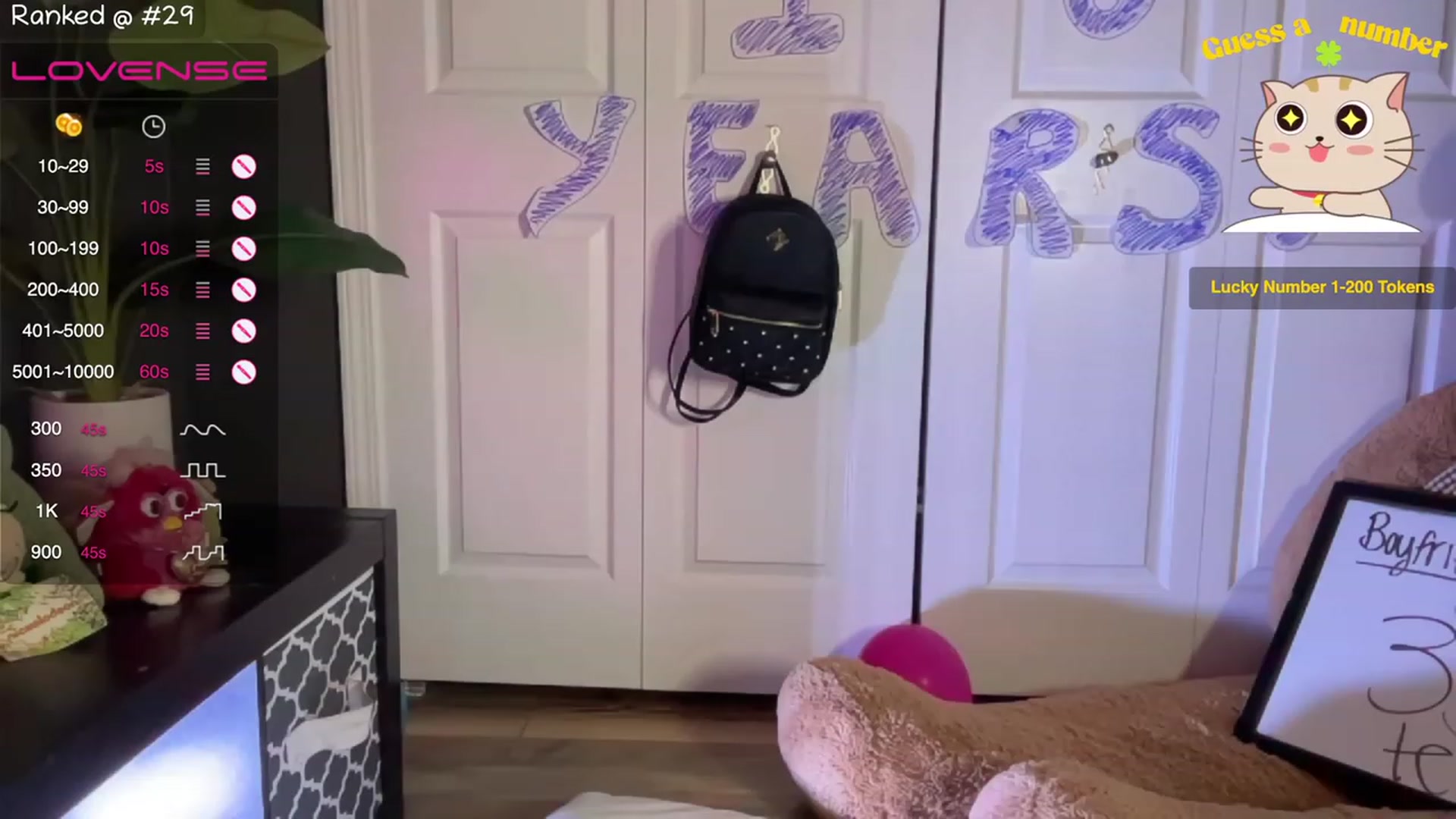 Gallery image thumbnail from NaturallyReal's myfreecams stream on, 07/26/2023, 04:03 image 4 of 20