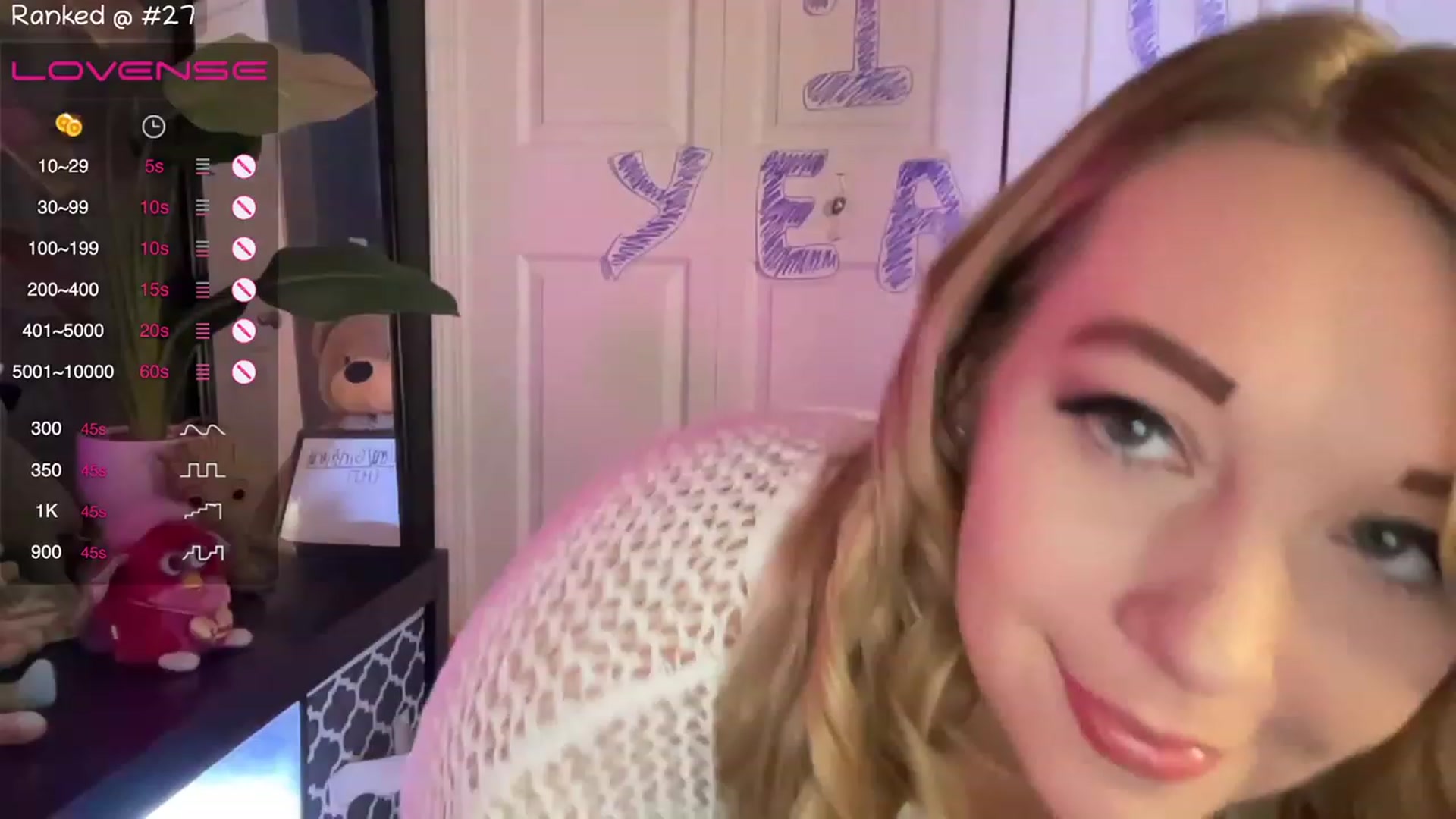 Gallery image thumbnail from NaturallyReal's myfreecams stream on, 07/27/2023, 01:36 image 6 of 20