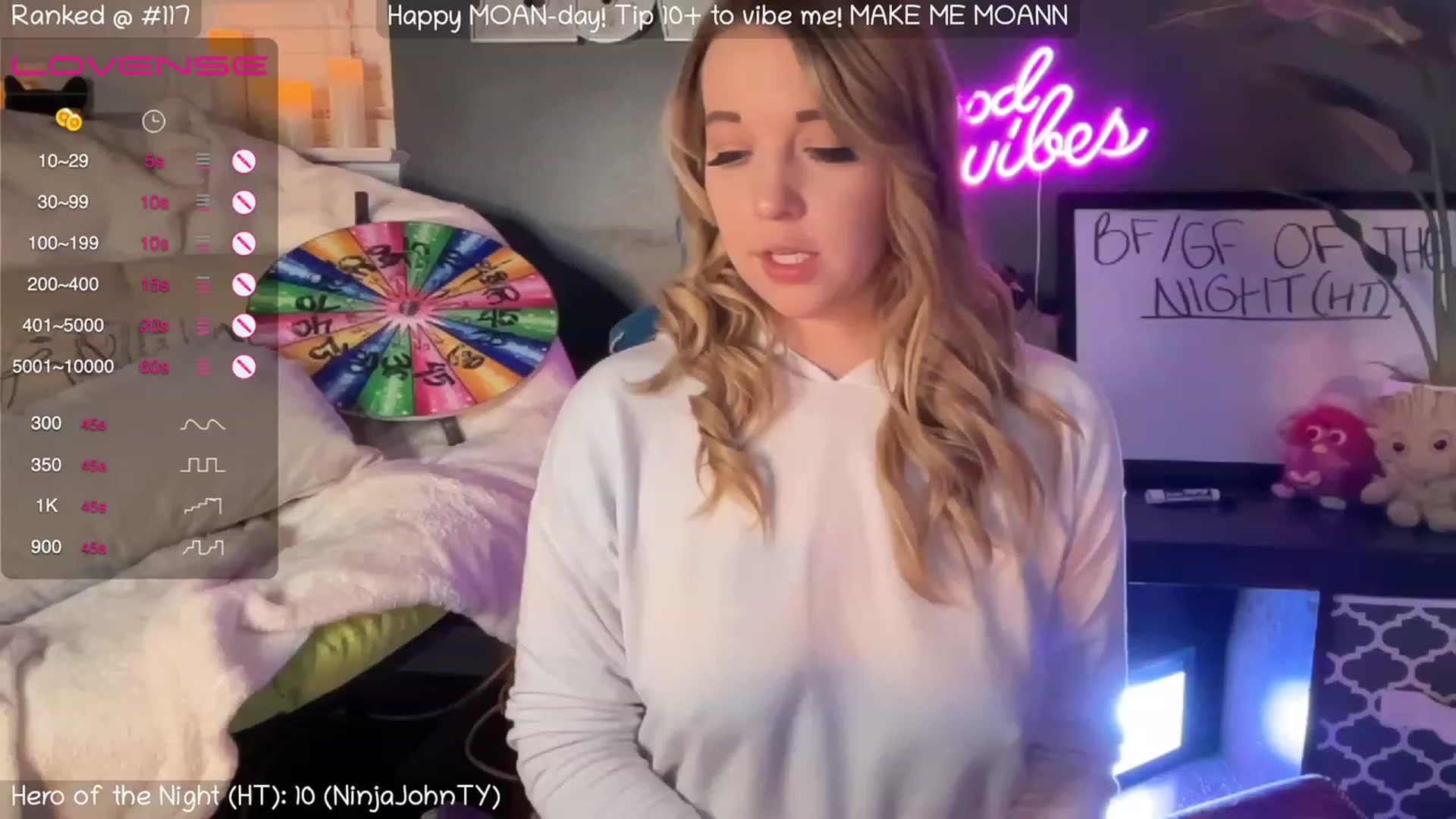 Gallery image thumbnail from NaturallyReal's myfreecams stream on, 08/15/2023, 03:02 image 2 of 20