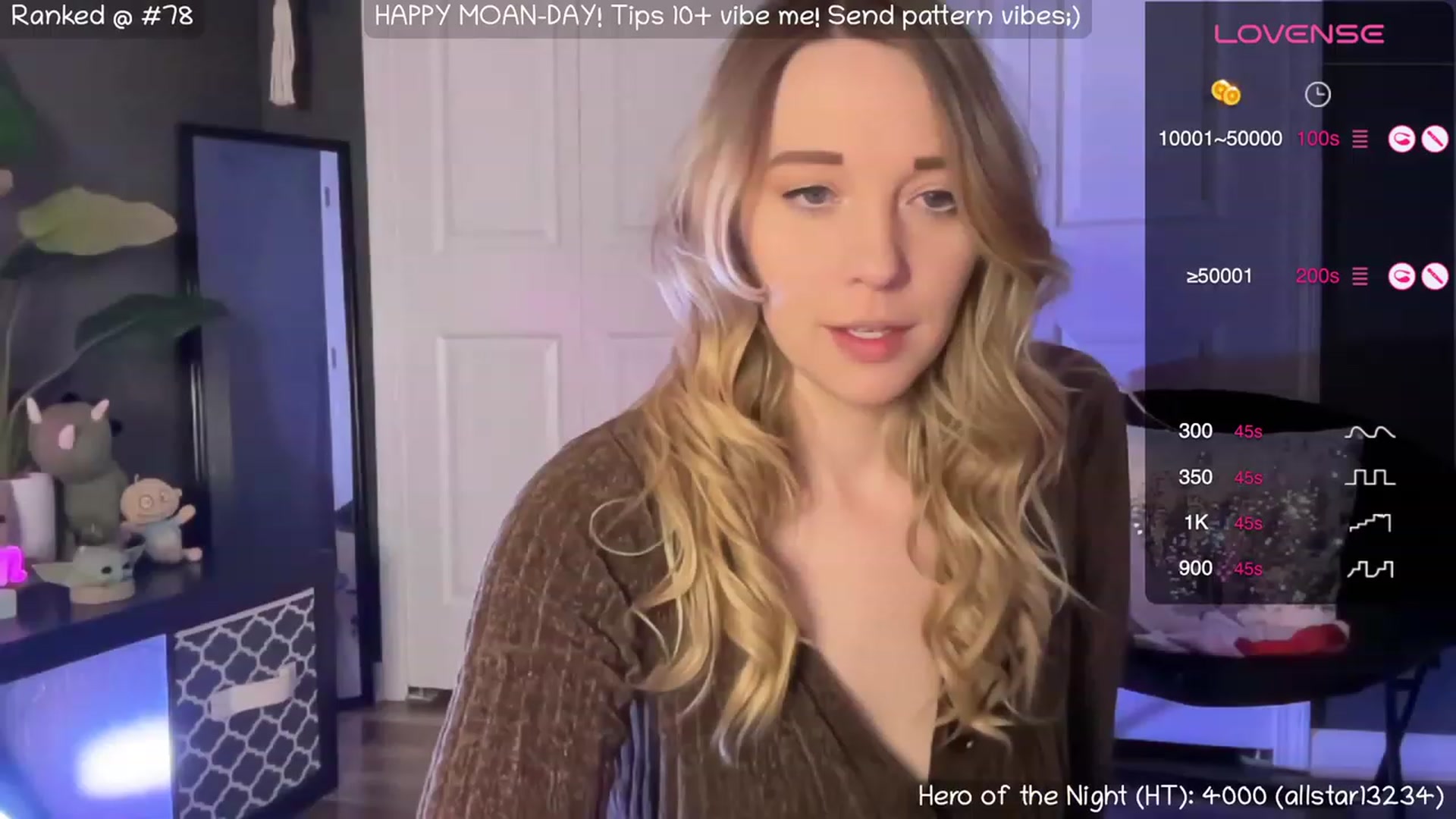 Gallery image thumbnail from NaturallyReal's myfreecams stream on, 10/10/2023, 04:58 image 1 of 20