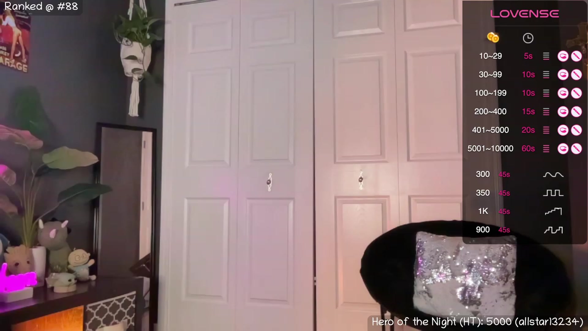 Gallery image thumbnail from NaturallyReal's myfreecams stream on, 10/12/2023, 05:28 image 4 of 20