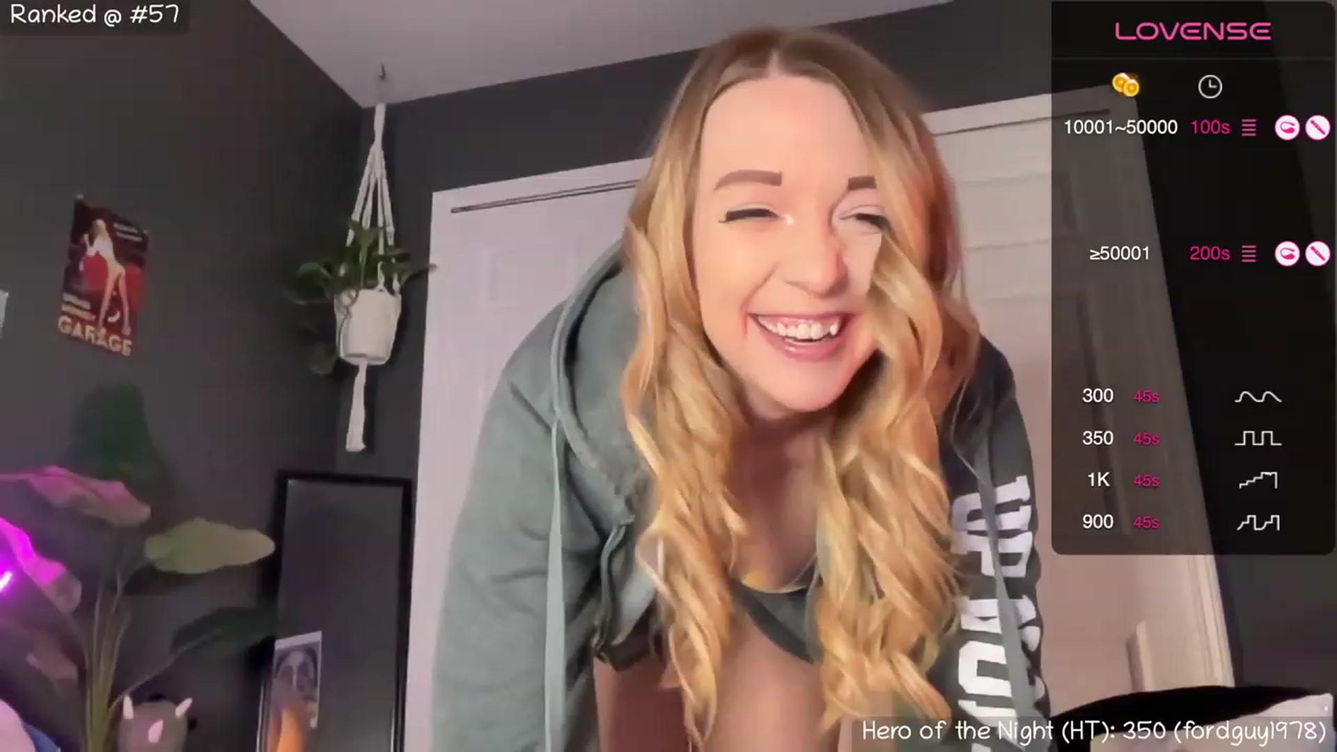 Gallery image thumbnail from NaturallyReal's myfreecams stream on, 10/17/2023, 02:02 image 5 of 20