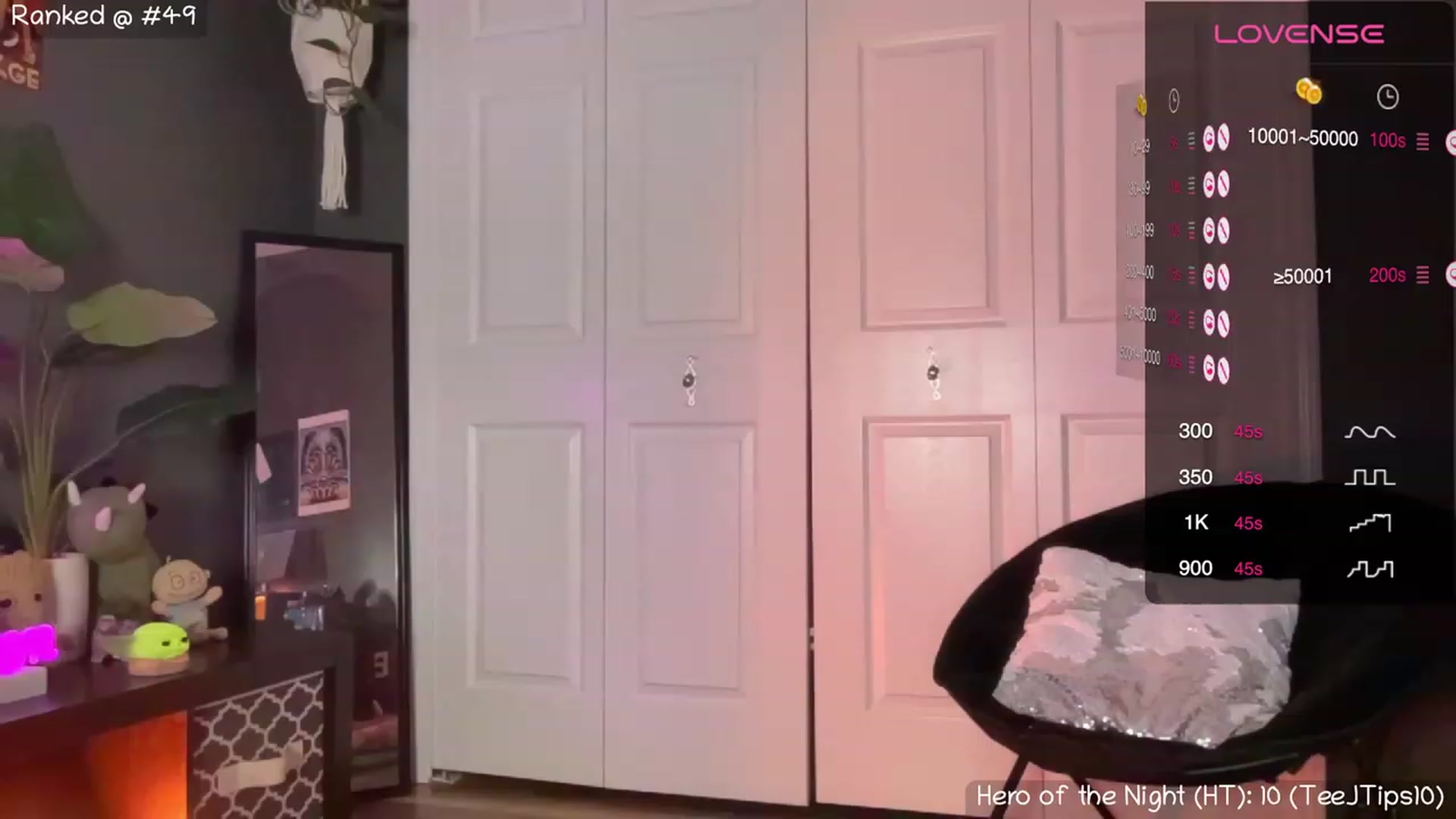 Gallery image thumbnail from NaturallyReal's myfreecams stream on, 10/21/2023, 01:50 image 18 of 20