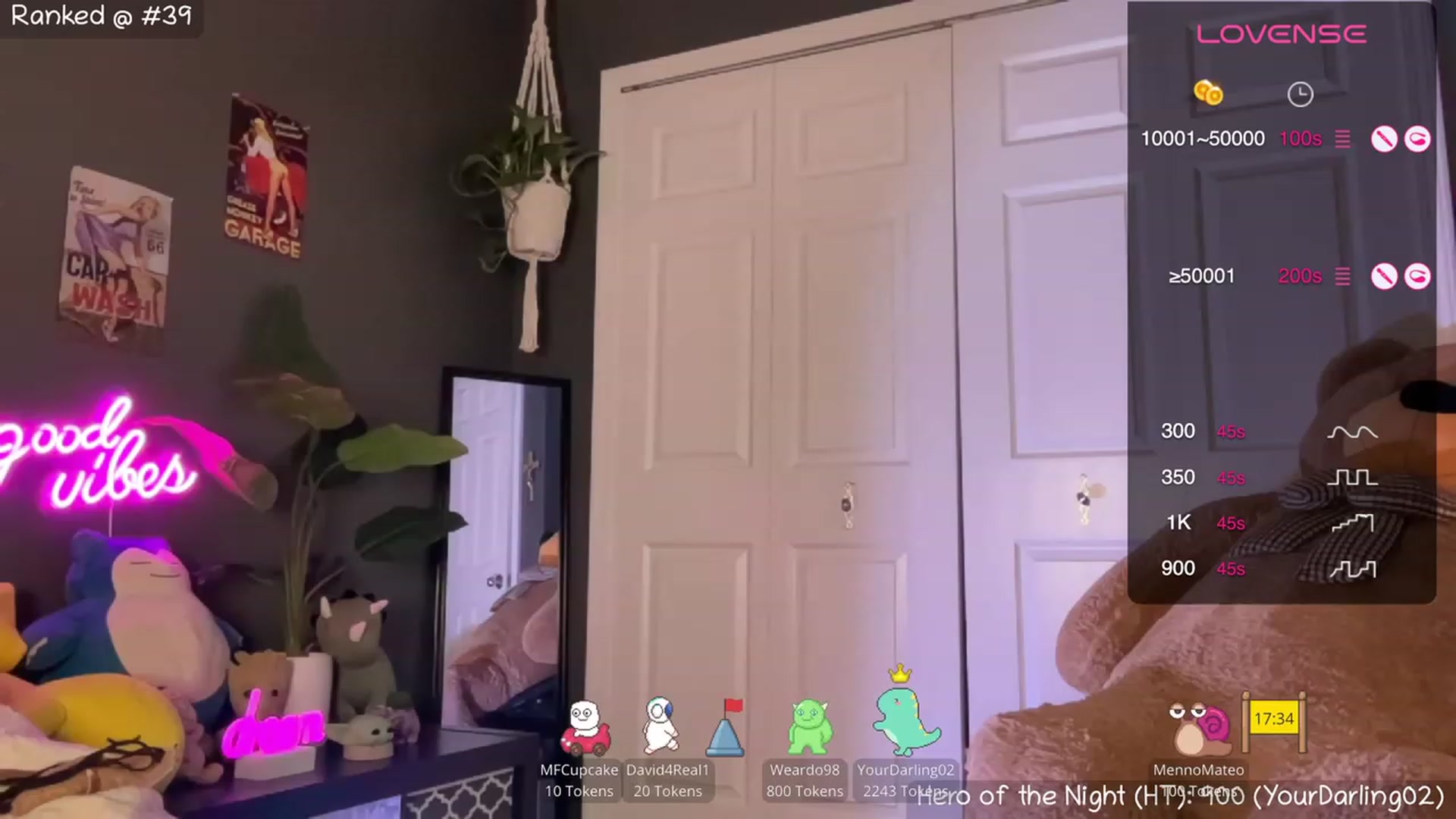 Gallery image thumbnail from NaturallyReal's myfreecams stream on, 10/26/2023, 03:20 image 15 of 20