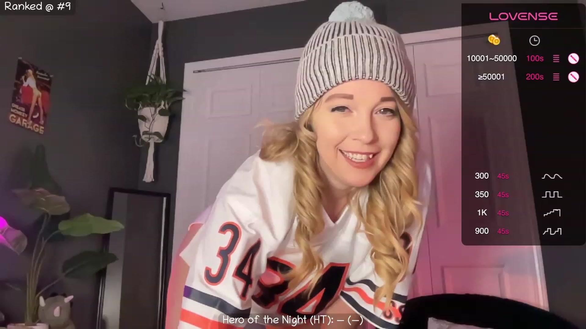 Gallery image thumbnail from NaturallyReal's myfreecams stream on, 11/10/2023, 02:10 image 10 of 20