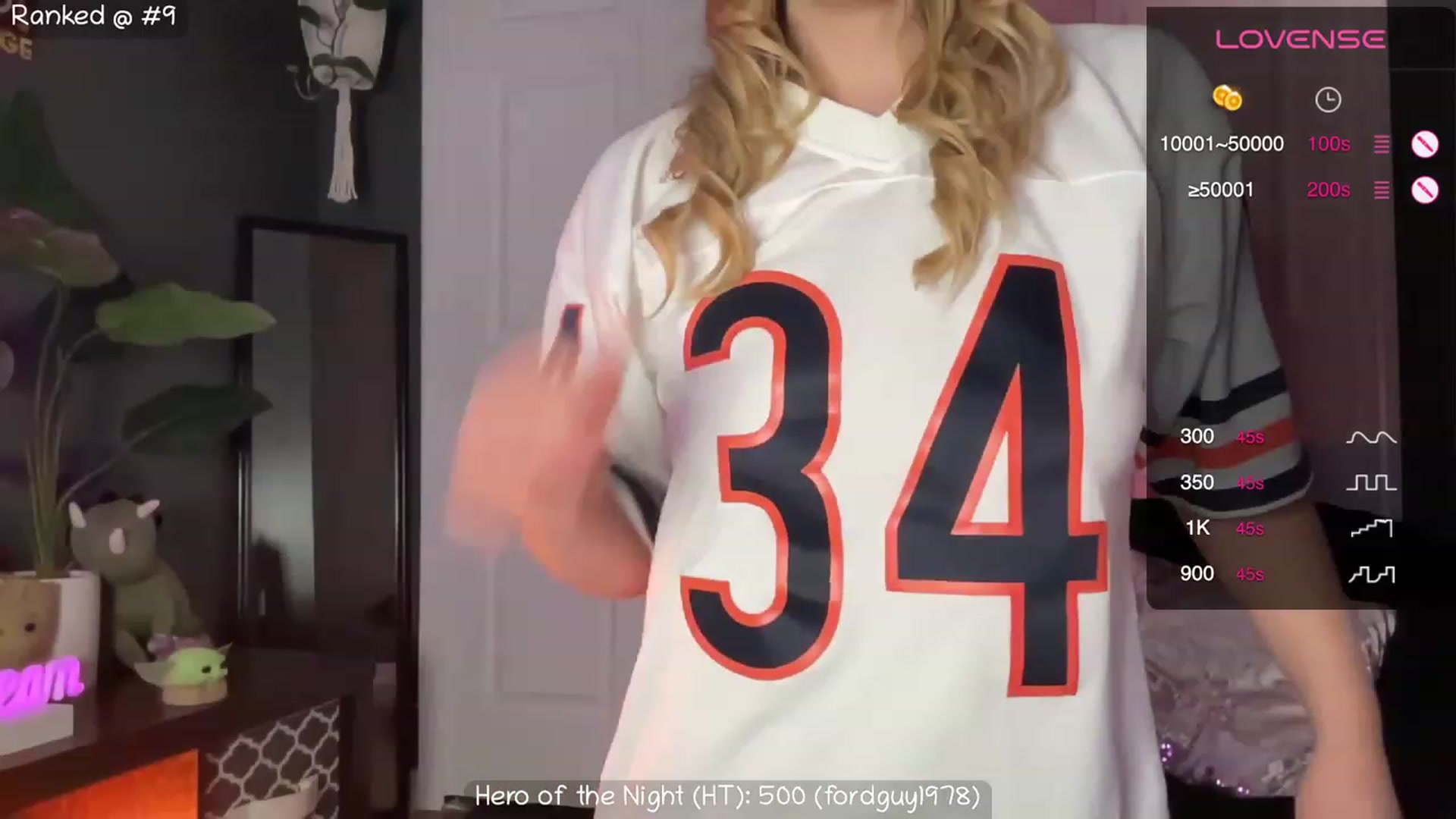 Gallery image thumbnail from NaturallyReal's myfreecams stream on, 11/10/2023, 02:51 image 16 of 20
