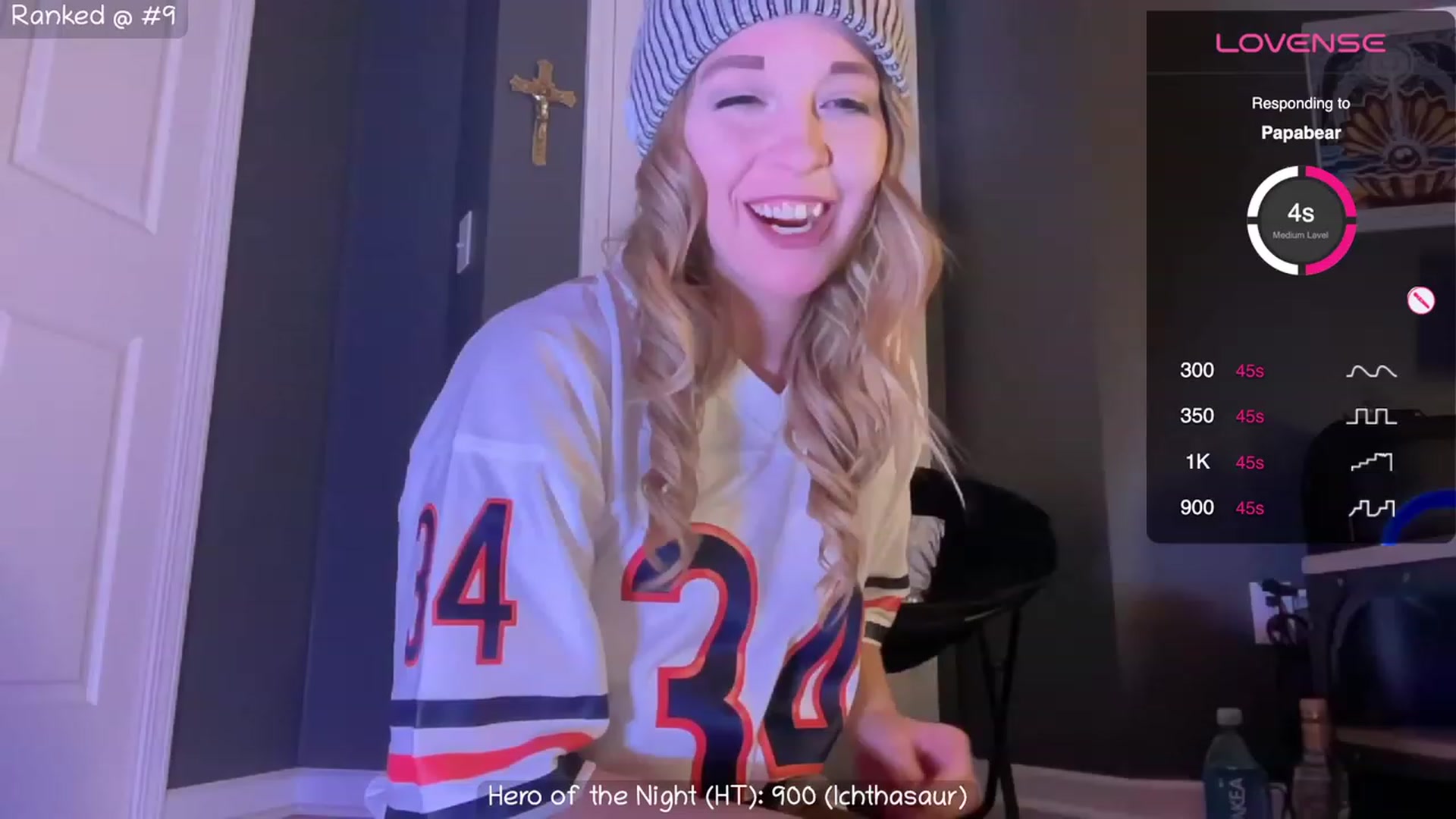 Gallery image thumbnail from NaturallyReal's myfreecams stream on, 11/10/2023, 05:30 image 7 of 20