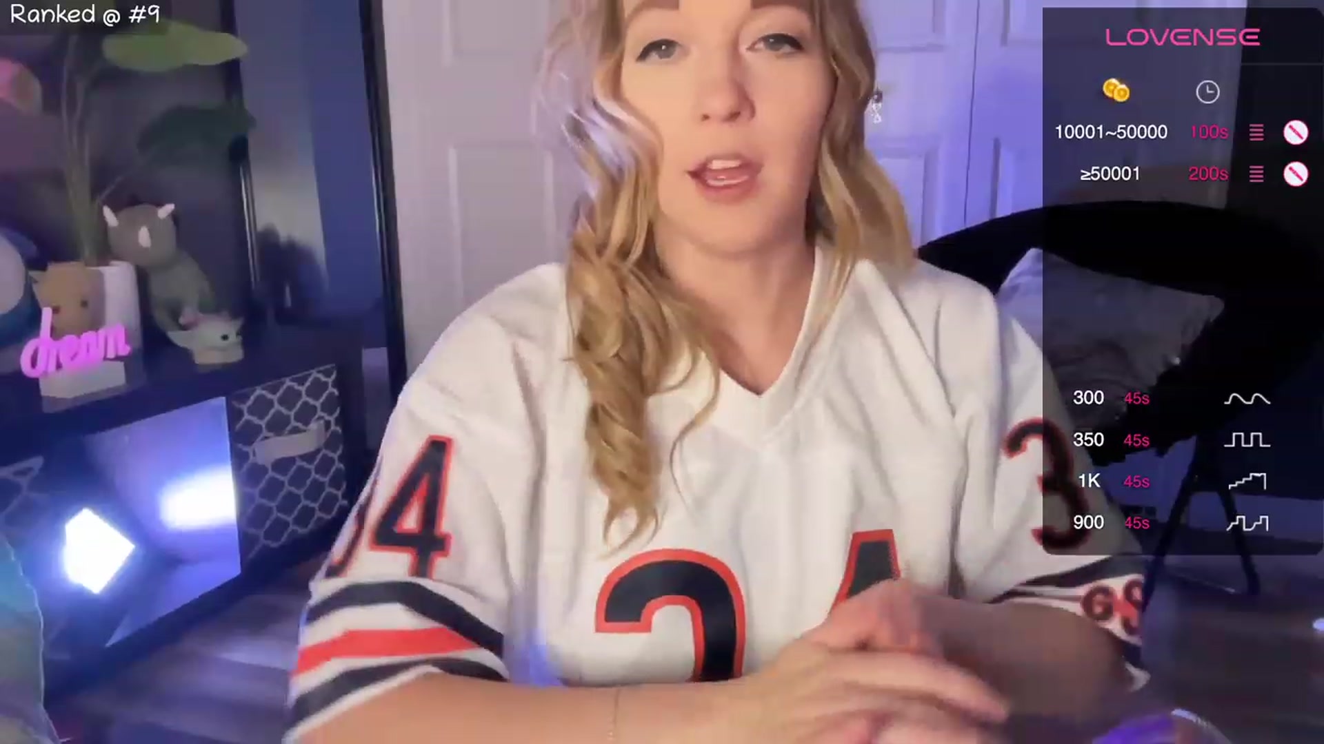 Gallery image thumbnail from NaturallyReal's myfreecams stream on, 11/10/2023, 07:03 image 8 of 20