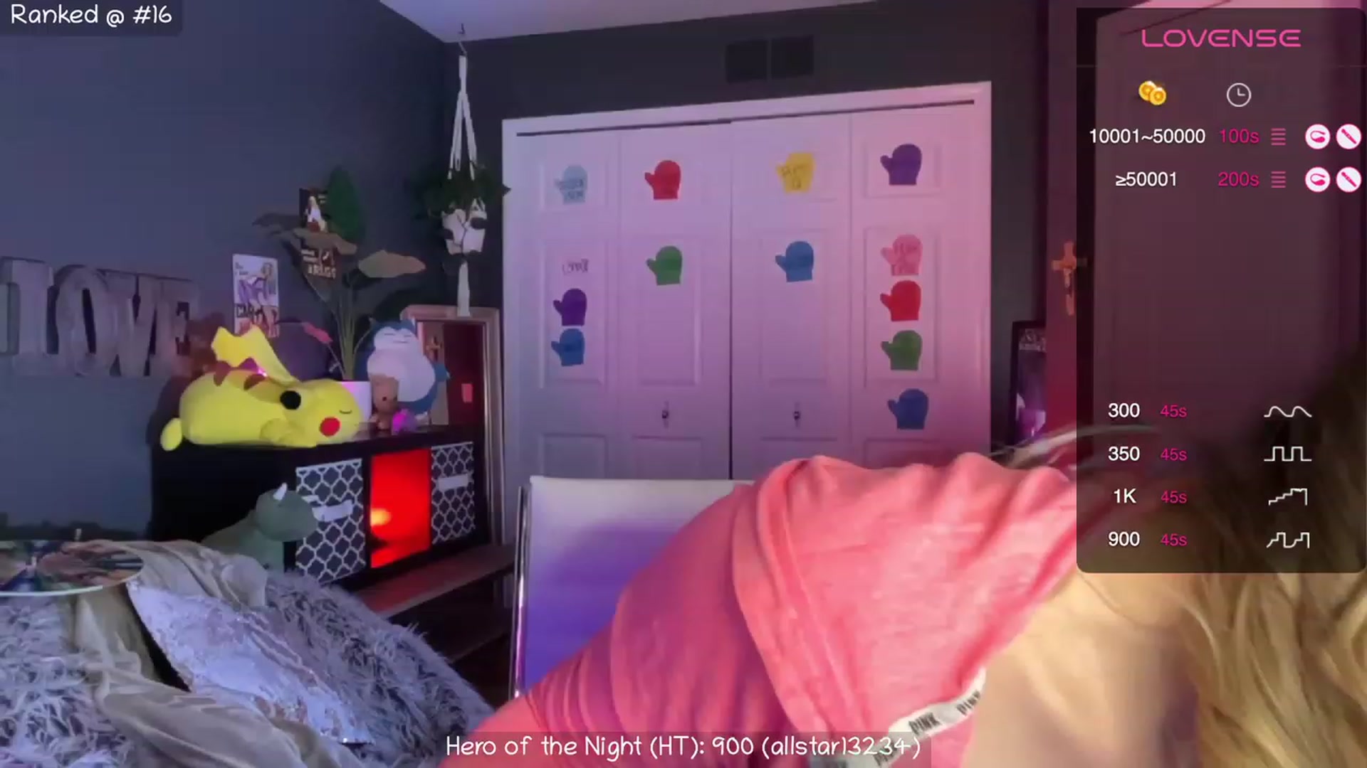 Gallery image thumbnail from NaturallyReal's myfreecams stream on, 11/19/2023, 05:16 image 2 of 20