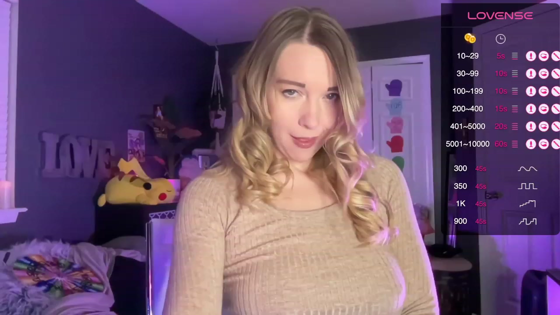 Gallery image thumbnail from NaturallyReal's myfreecams stream on, 11/29/2023, 07:23 image 5 of 20