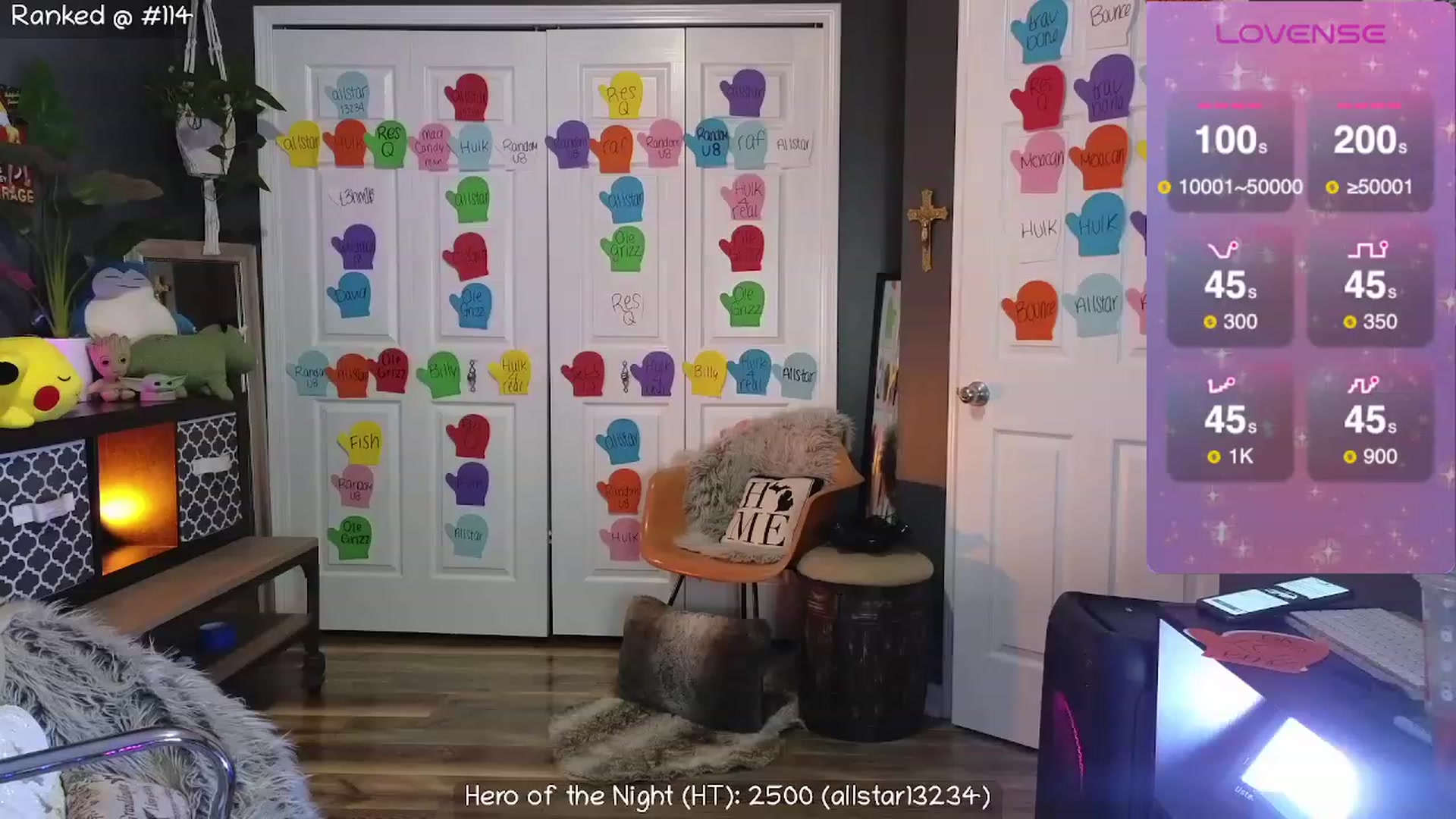 Gallery image thumbnail from NaturallyReal's myfreecams stream on, 12/07/2023, 04:37 image 7 of 20