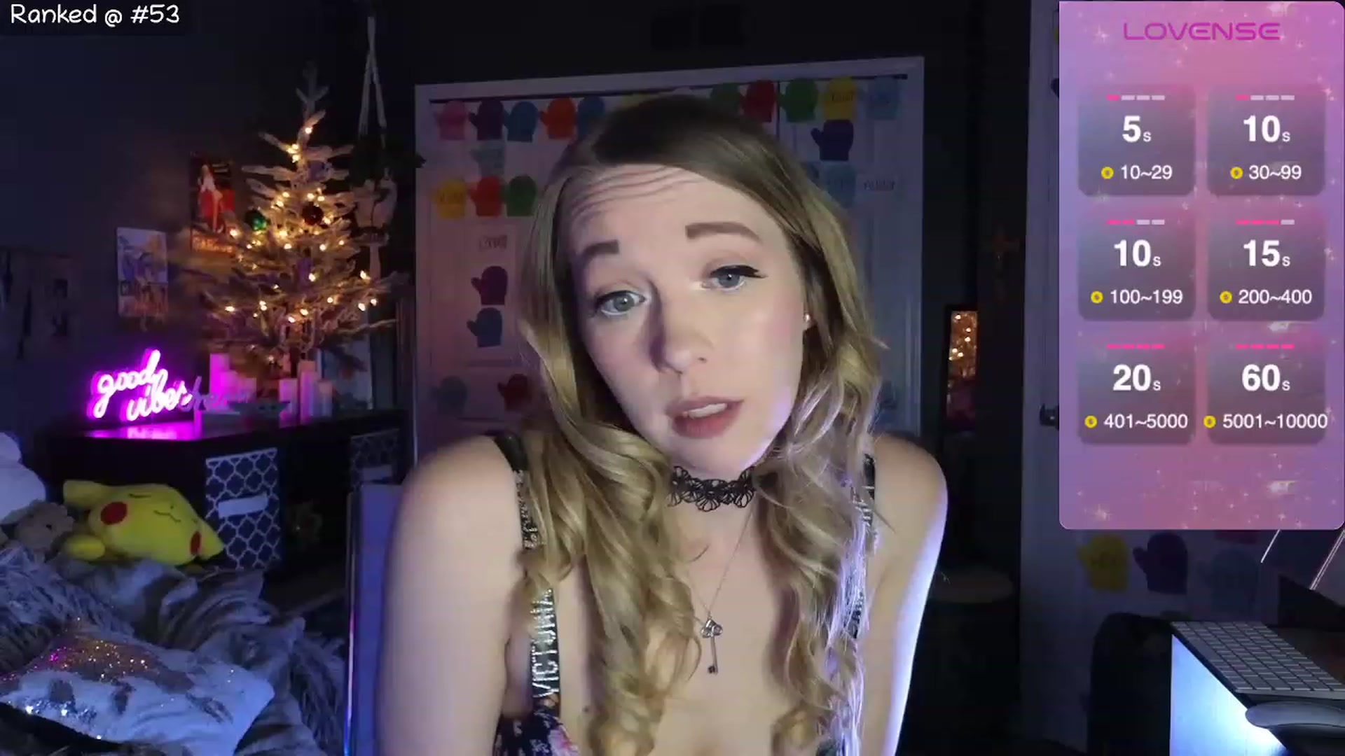 Gallery image thumbnail from NaturallyReal's myfreecams stream on, 12/19/2023, 05:56 image 6 of 20