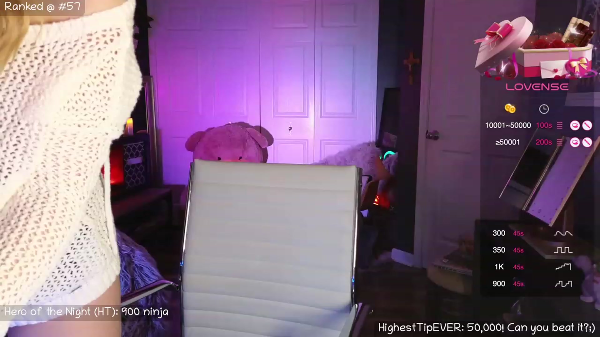 Gallery image thumbnail from NaturallyReal's myfreecams stream on, 01/25/2024, 04:51 image 2 of 20