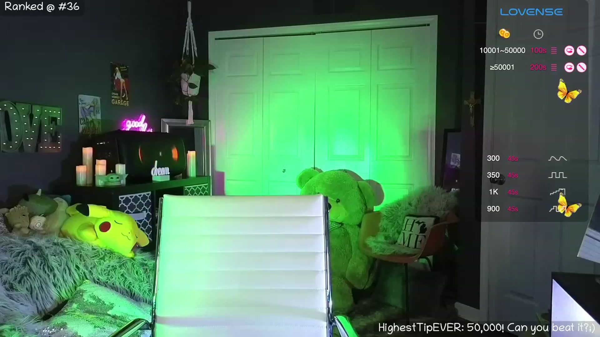 Gallery image thumbnail from NaturallyReal's myfreecams stream on, 02/29/2024, 05:26 image 12 of 20