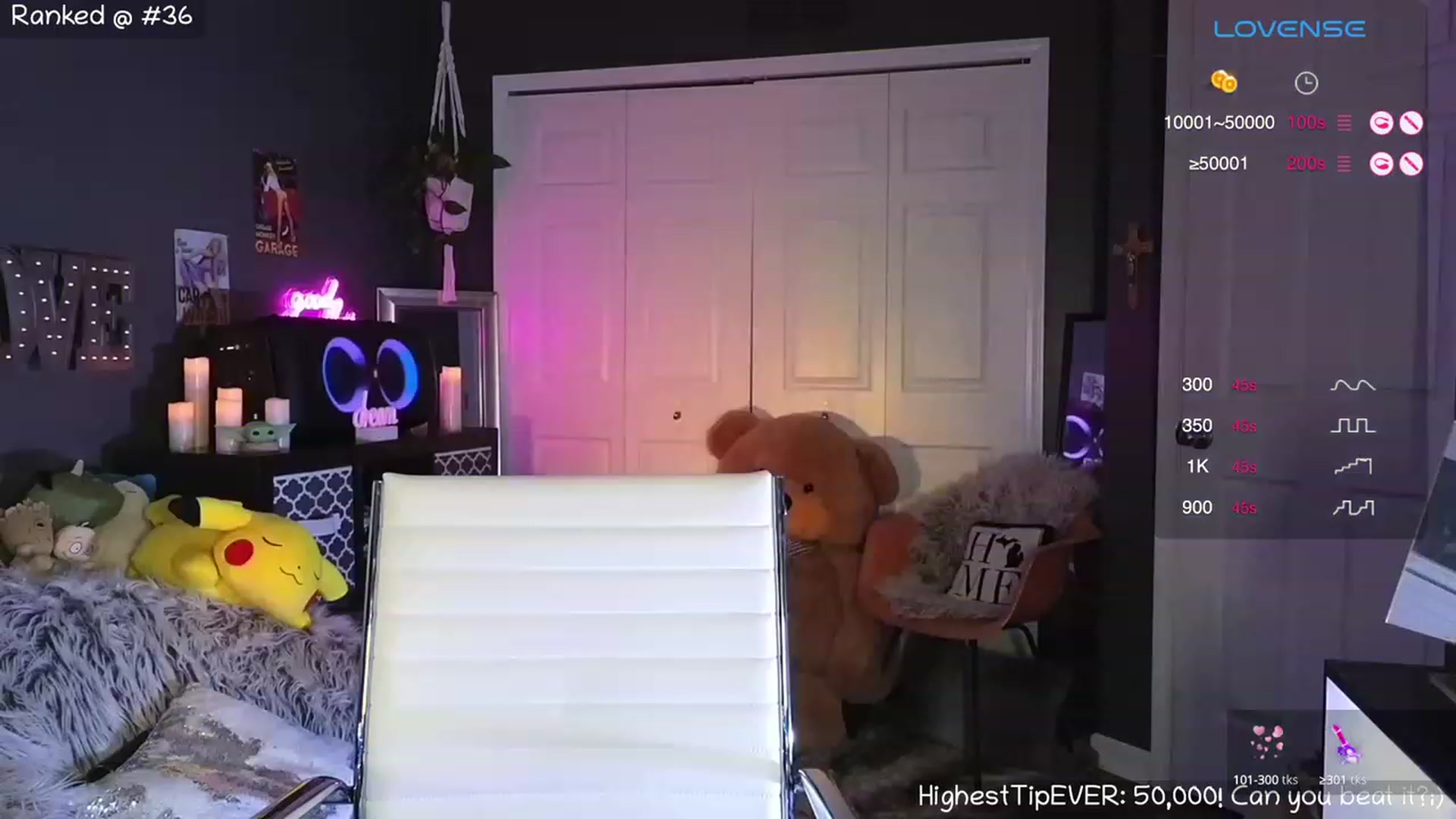 Gallery image thumbnail from NaturallyReal's myfreecams stream on, 02/29/2024, 05:26 image 14 of 20