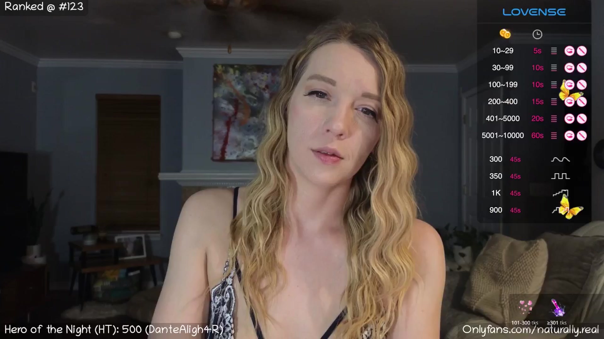 Gallery image thumbnail from NaturallyReal's myfreecams stream on, 05/18/2024, 03:34 image 10 of 20