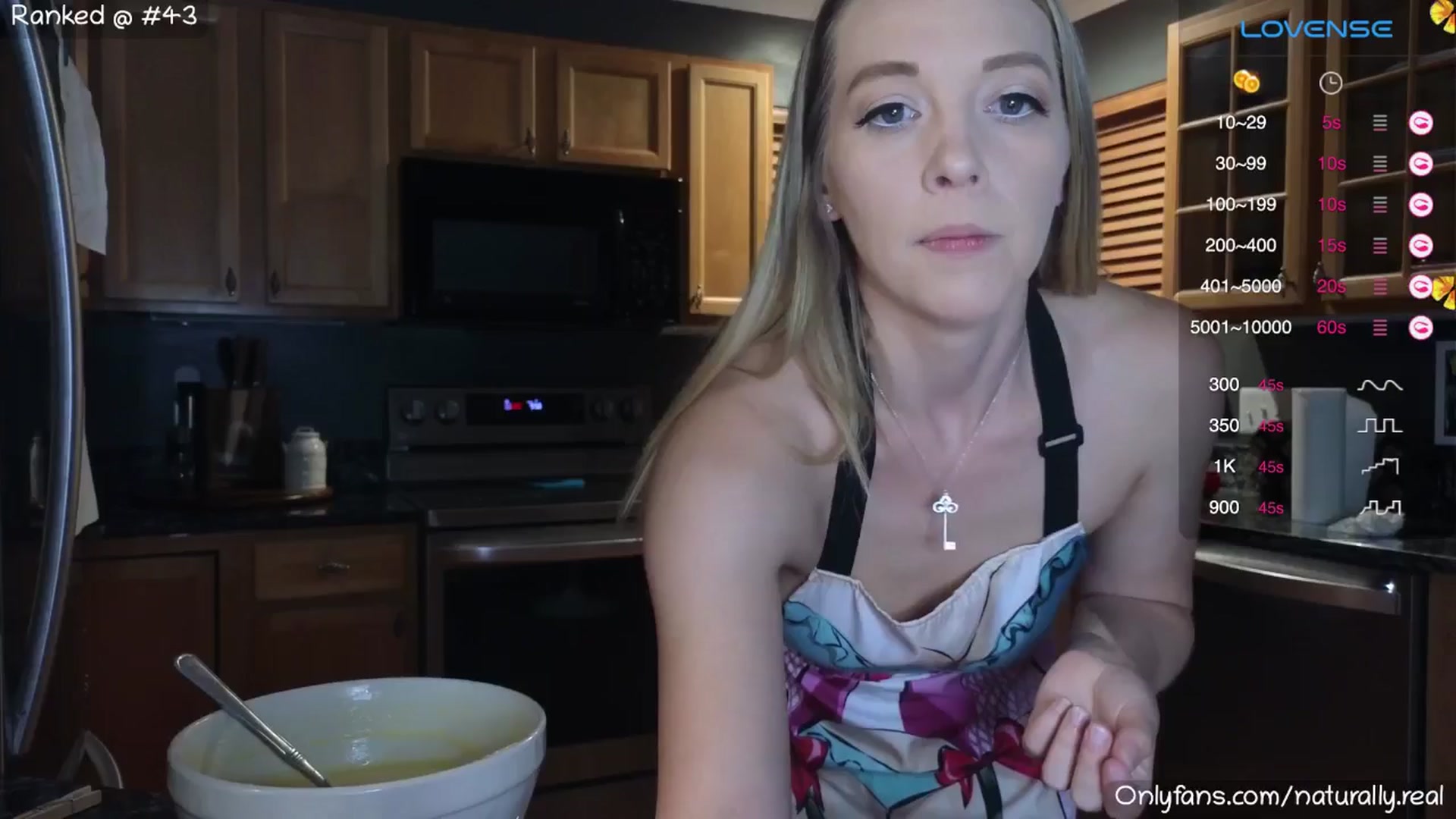 Gallery image thumbnail from NaturallyReal's myfreecams stream on, 07/31/2024, 03:43 image 5 of 20